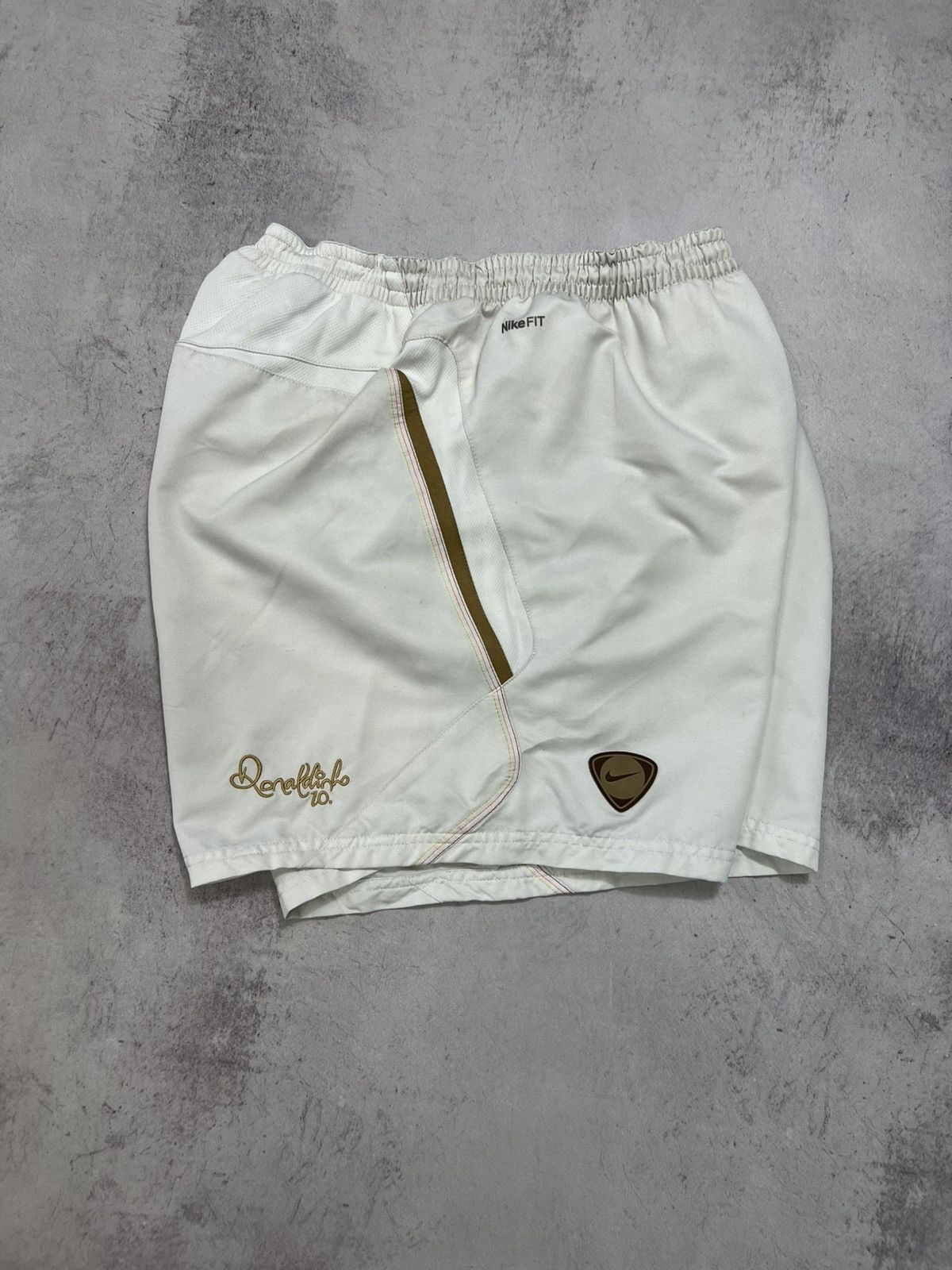 Nike × Vintage Nike Ronaldinho Vintage White Shorts L 00s Streetwear Sport Size US 34 / EU 50 - 5 Thumbnail