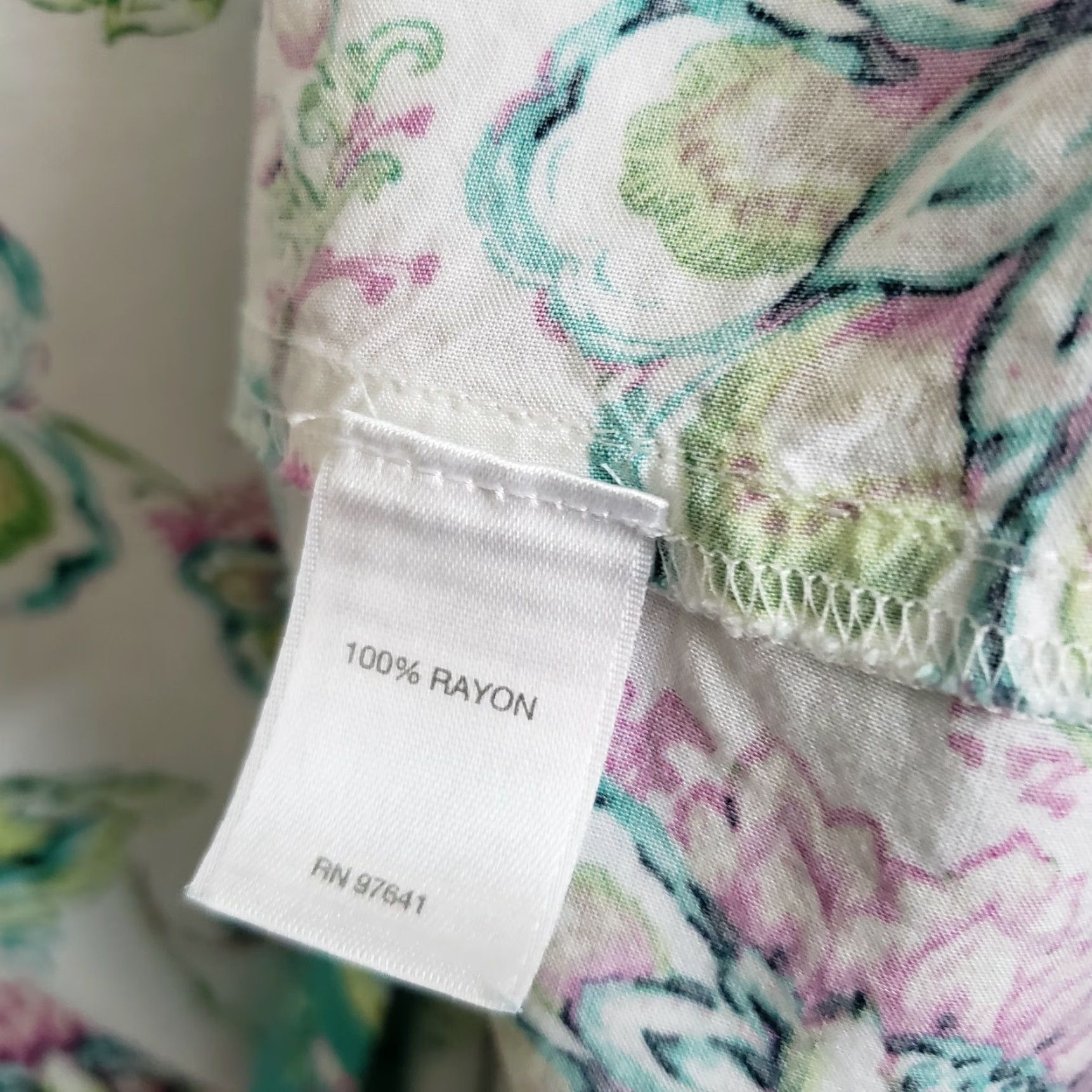 J. Jill J. Jill Womens Tank Top Sz Small Pink Green Floral Rayon Shirt Sleeveless Boat Neck Pullover Classic Basic Womens 90s? Size S / US 4 / IT 40 - 6 Thumbnail
