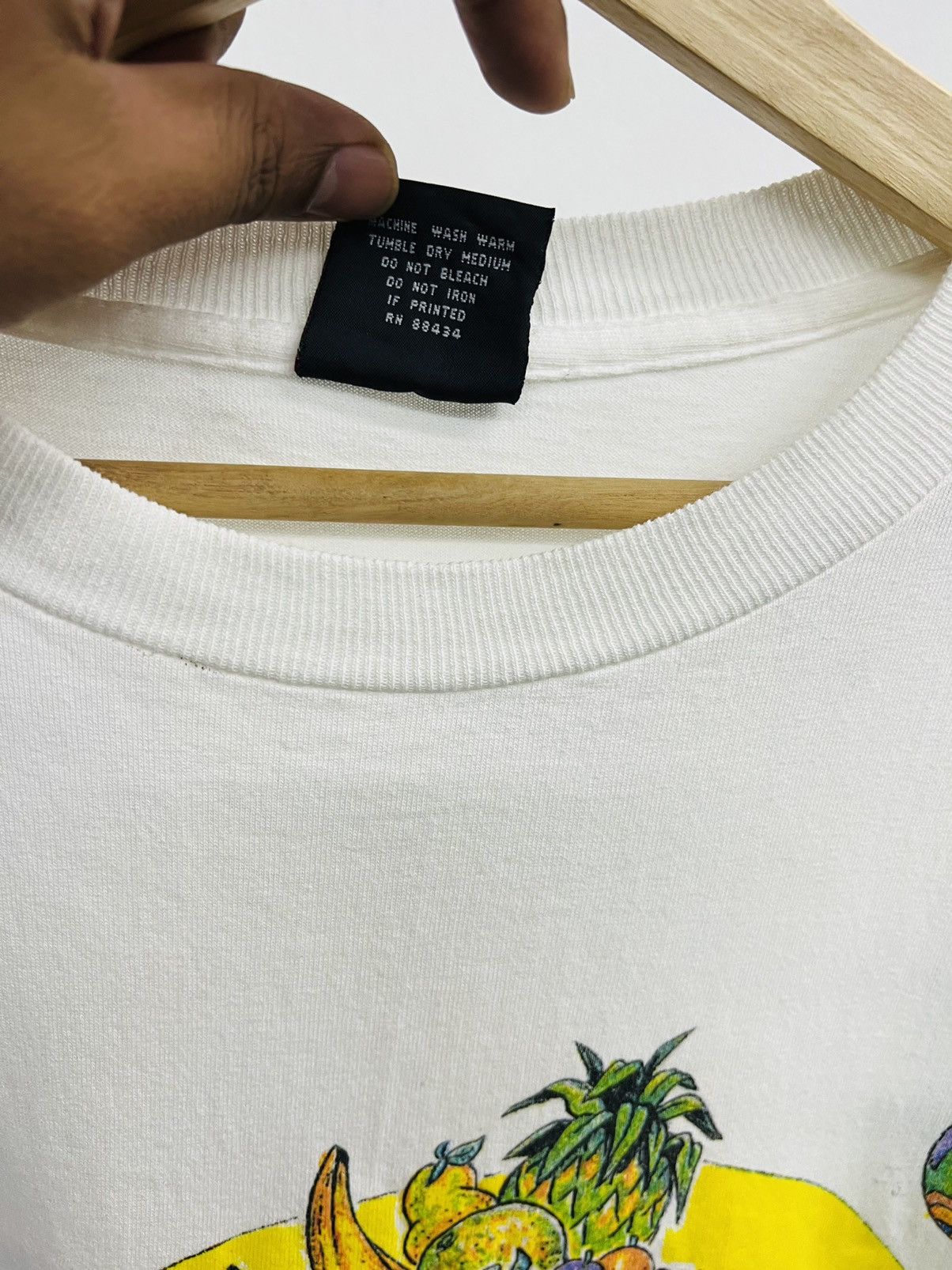 Band Tees × Giant × Vintage VINTAGE JIMMY BUFFET 1994 FRUITCAKES ON TOUR TEE Size US XL / EU 56 / 4 - 7 Thumbnail