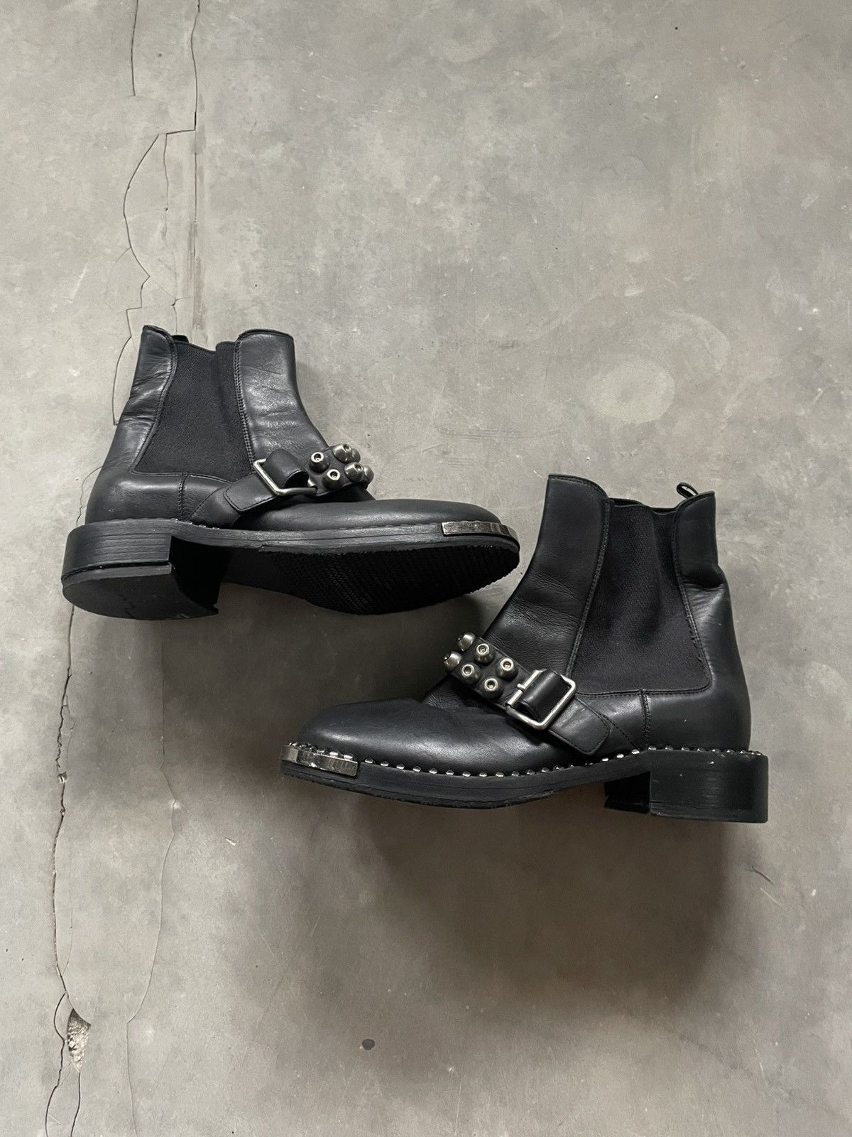 Miu Miu Miu Miu Chelsea Boots Studded Leather Size US 5.5 / IT 35.5 - 1 Thumbnail