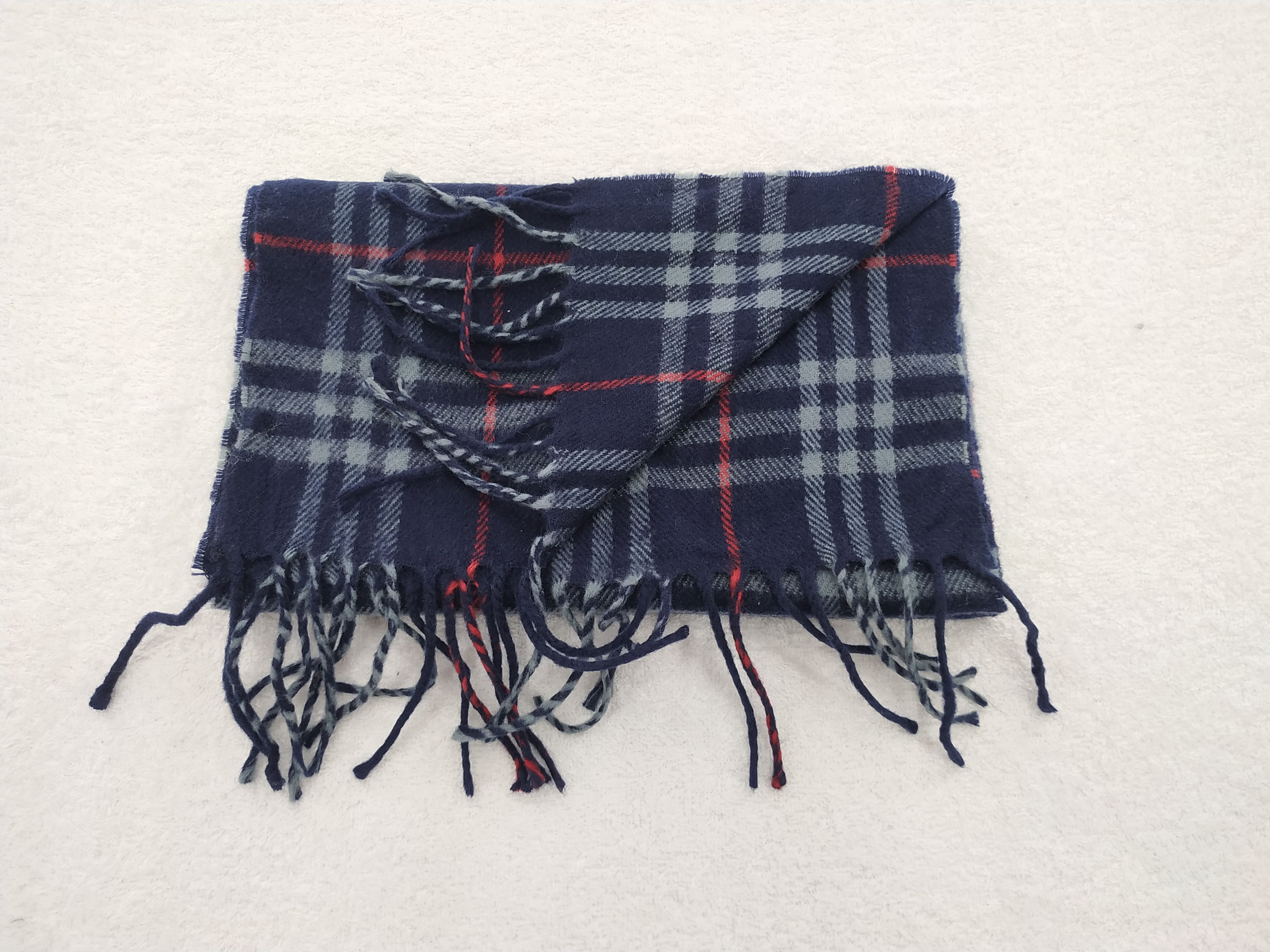 Burberry Vintage Burberry Wool Scarf/Muffler/Neckwear MF016 Size ONE SIZE - 4 Thumbnail