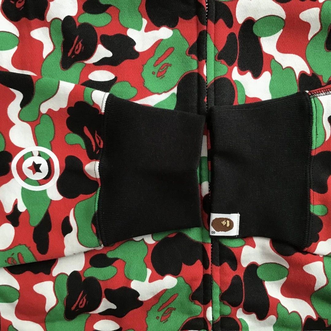 Bape 2024 🔥DUBAI Store Camo🔥 BAPE shark full zip hoodie APE Size US XL / EU 56 / 4 - 7 Thumbnail