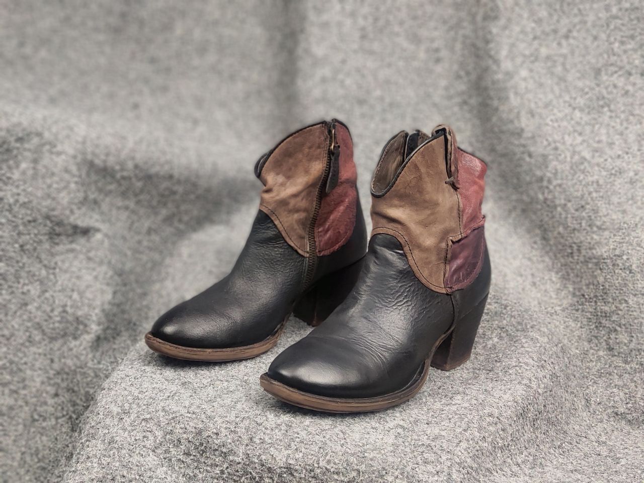 A.S.98 A.S.98 Vintage Boho AirStep Leather Ankle Heel Zip Boots Size US 9 / IT 39 - 8 Thumbnail