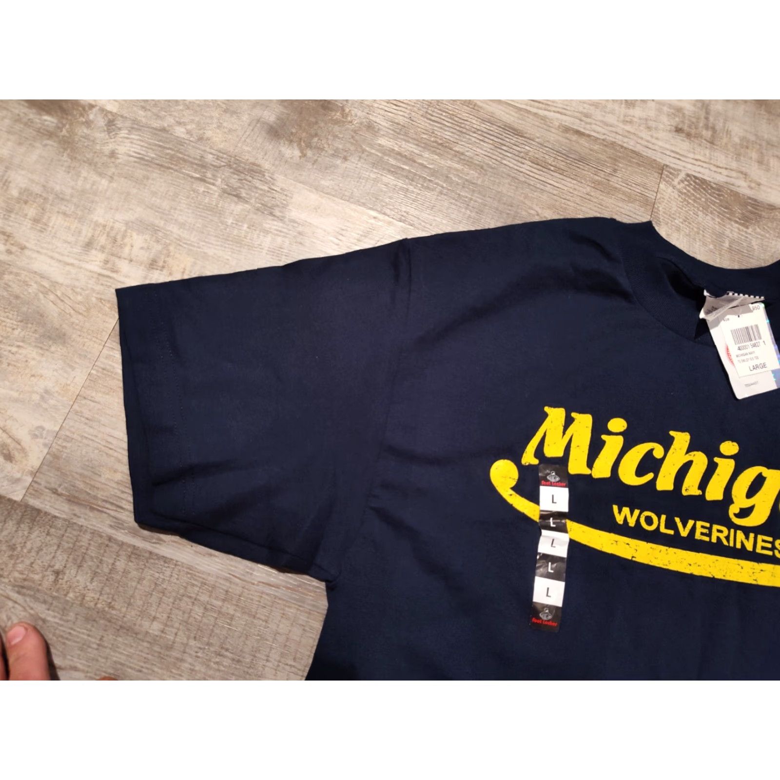 NCAA VINTAGE Foot Locker Michigan Wolverines T-Shirt Unisex Adults L Blue Crew Neck Short Sleeve Smiley NCAA Tee Shirt 90s Theme Mens Womens Size US L / EU 52-54 / 3 - 4 Thumbnail
