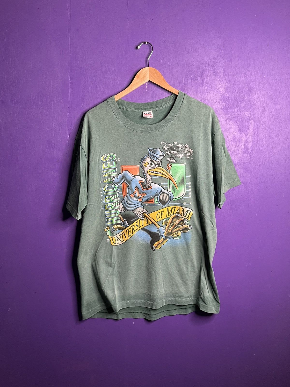 Vintage 90s Miami hurricanes mascot t-shirt