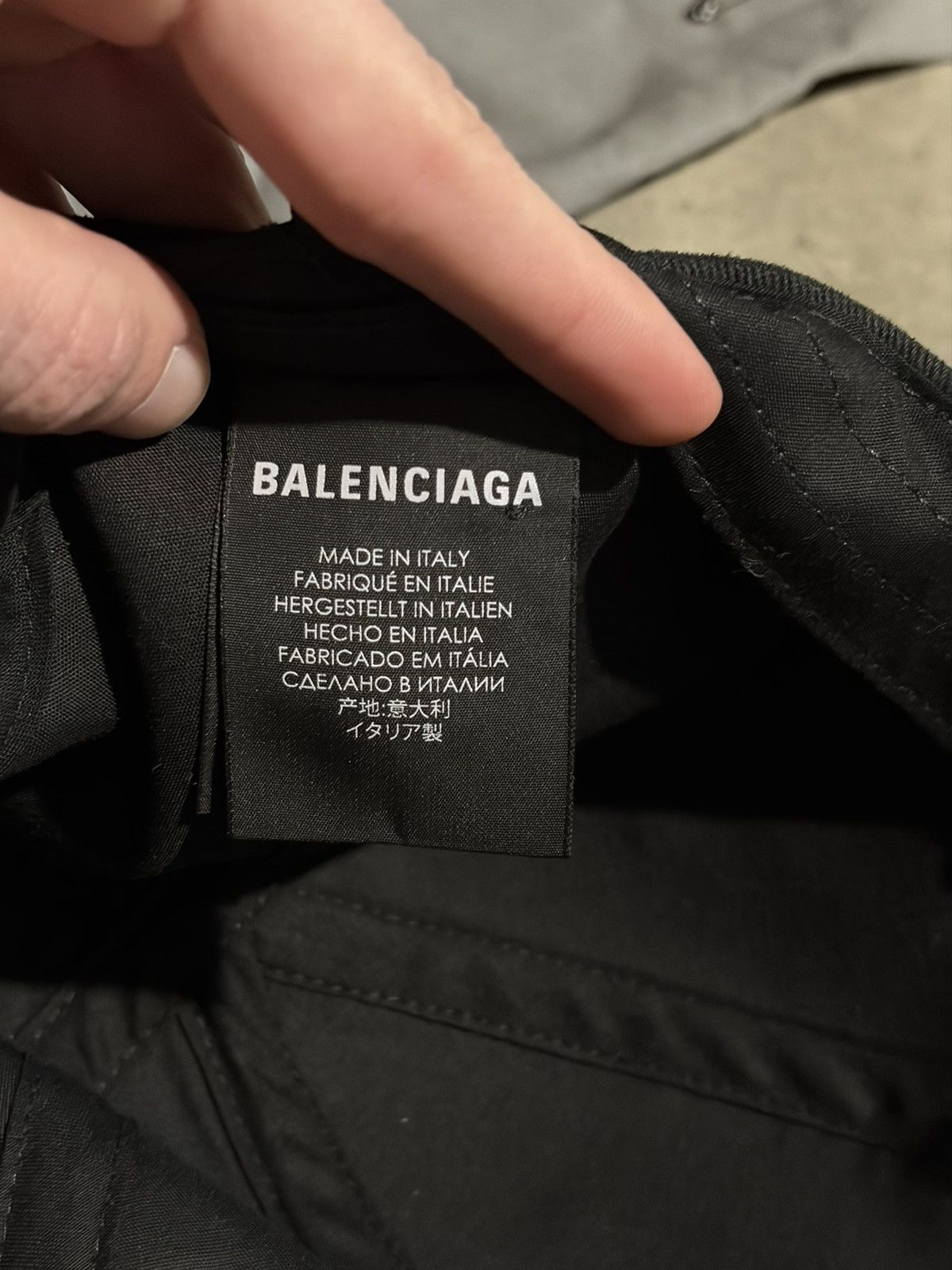Balenciaga balenciaga 3b logo hat Size ONE SIZE - 6 Thumbnail