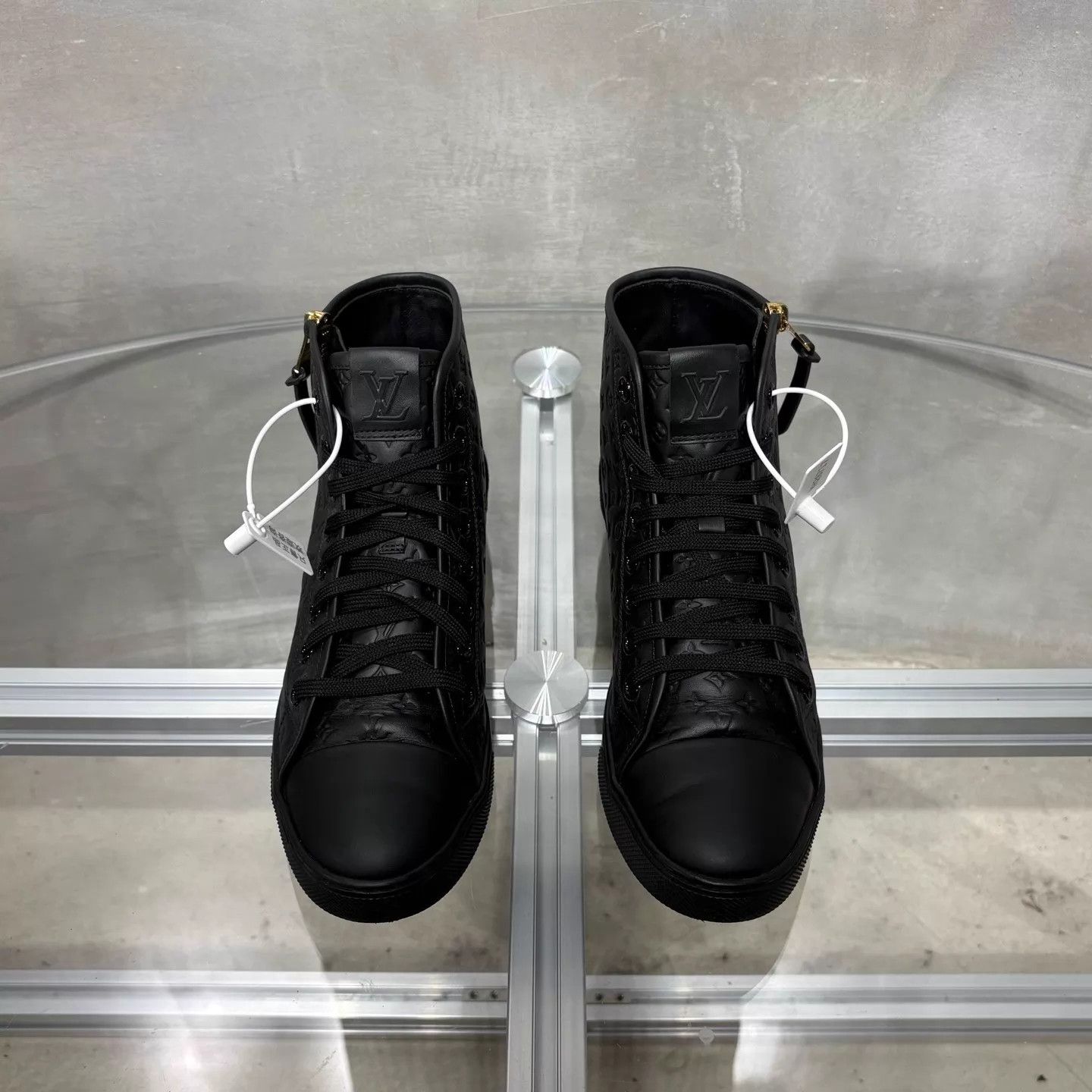 Louis Vuitton LV Black Monogram High Top Sneakers UK4.5 EU38.5 Size US 8 / IT 38 - 1 Thumbnail