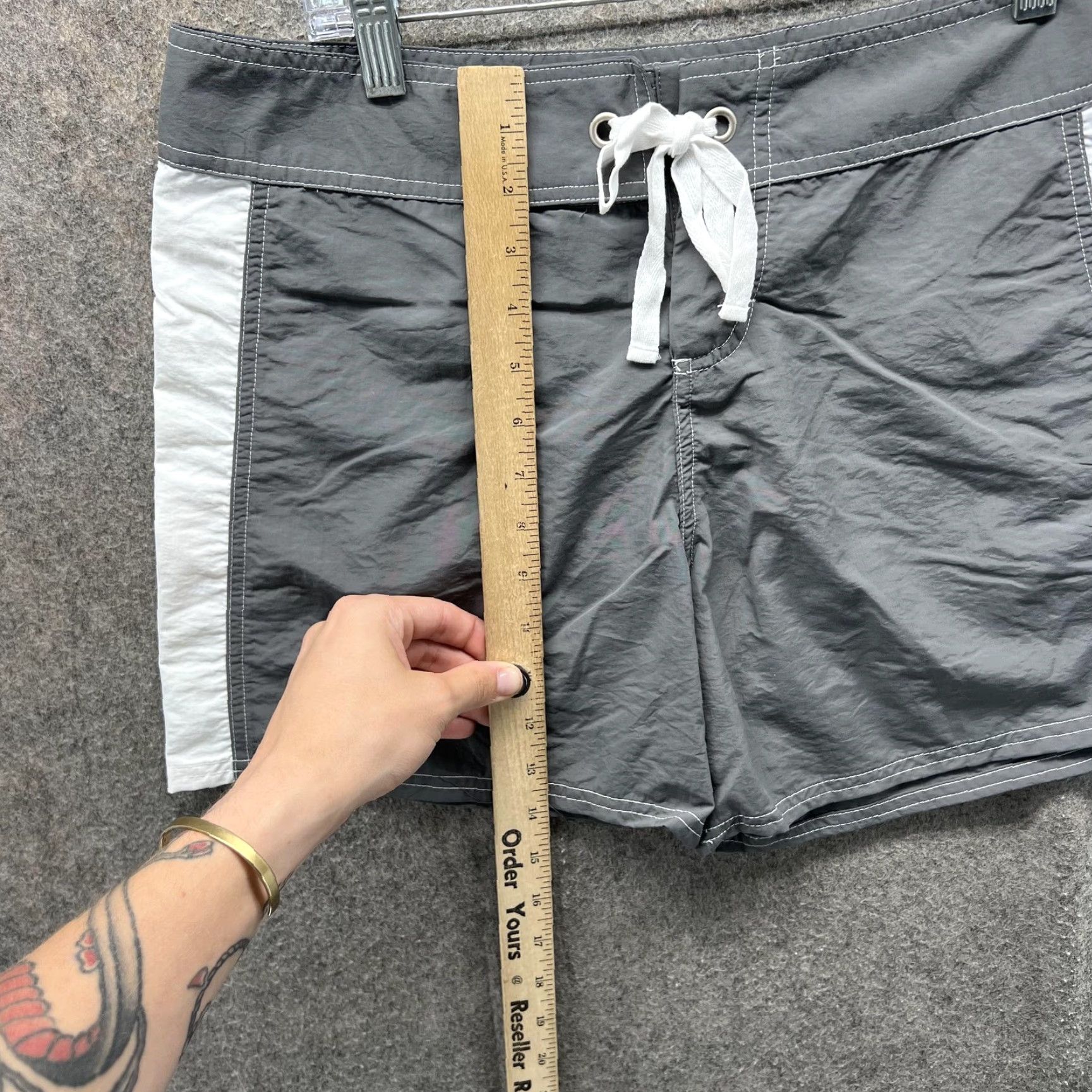 Tommy Bahama Tommy Bahama Womens Swim Trunks Colorblock Quick Dry Board Shorts Gray Medium Size 32" / US 10 / IT 46 - 3 Thumbnail