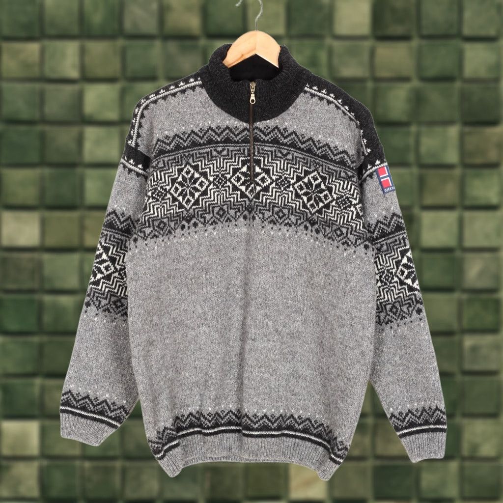 SAS ASA GJESTAL SPINNERI Norway Nordic Fair Isle Zip Neck Wool Jumper Sweater Men L Grey Knit Pullover 1/4 Zip Classic MENS Size US L / EU 52-54 / 3 - 1 Thumbnail
