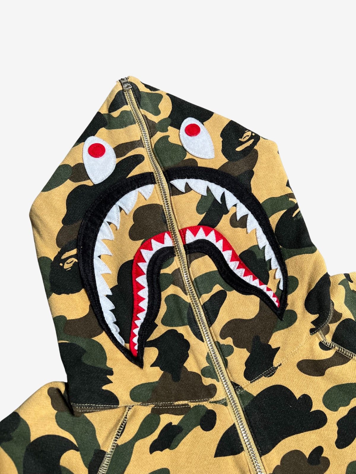 Bape A Bathing Ape Yellow Camo 1st Camo Half Zip Shark Hoodie Size US L / EU 52-54 / 3 - 3 Thumbnail