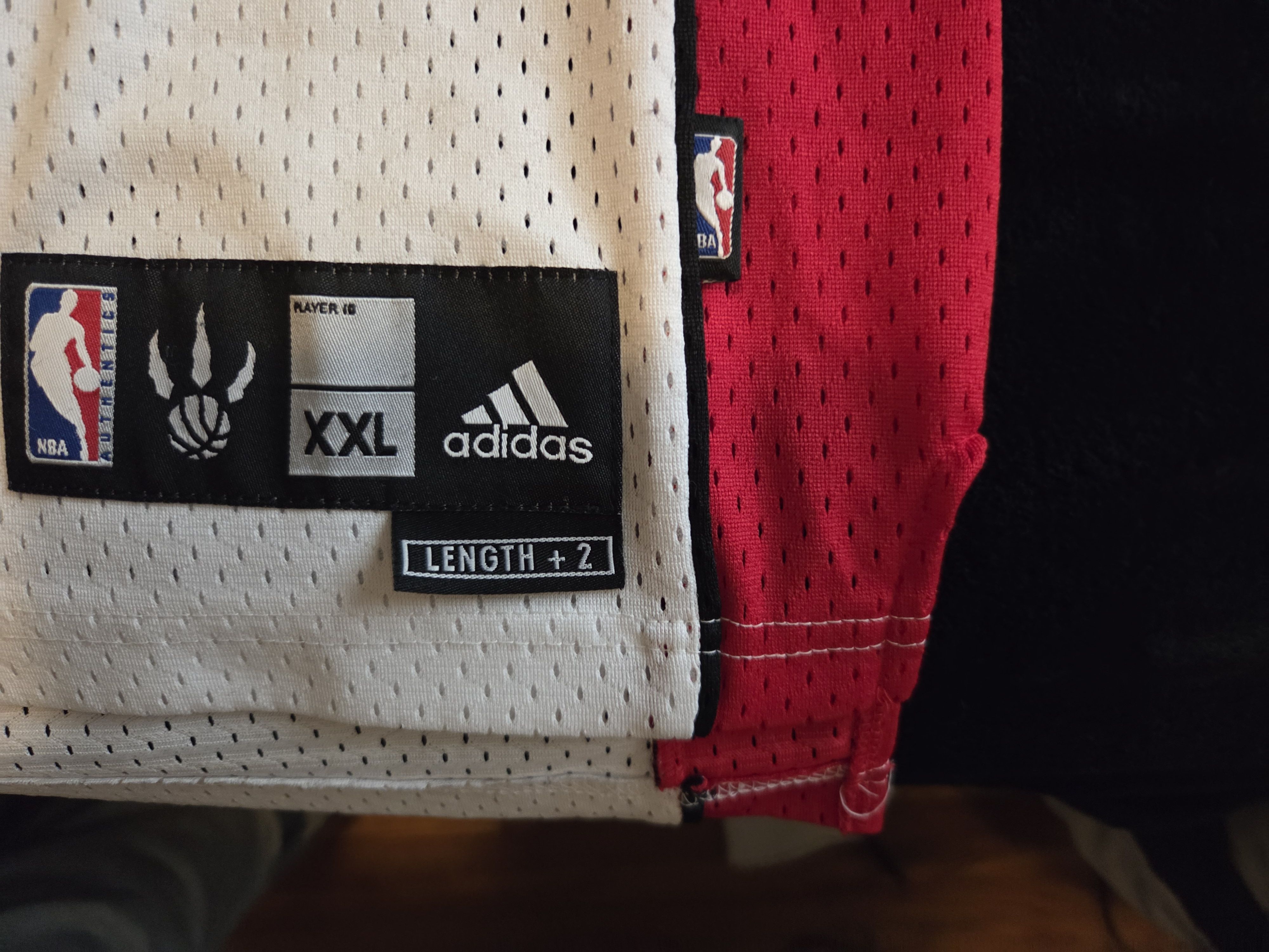Vintage Vintage Adidas Andrea Bargnani Toronto Raptors Jersey Size US XXL / EU 58 / 5 - 4 Thumbnail