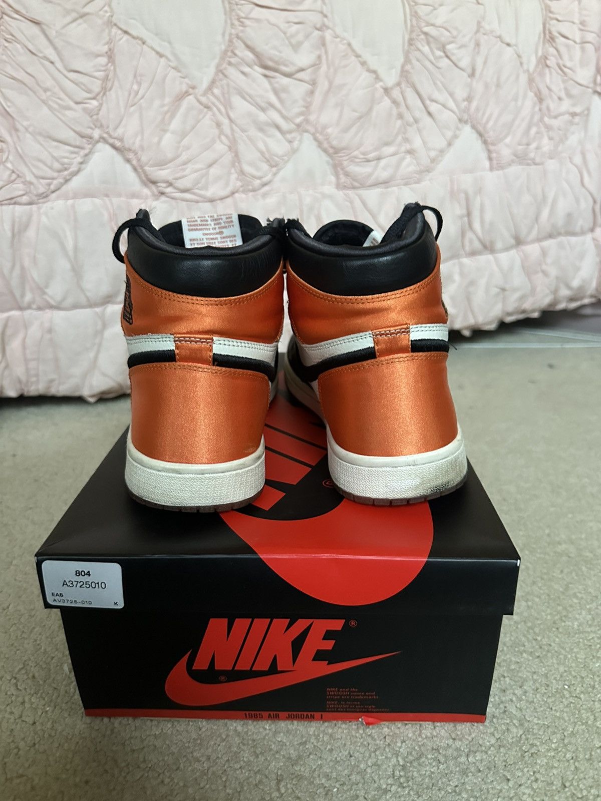Jordan Brand Satin Shattered backboard jordan 1s Size US 8.5 / EU 41-42 - 4 Thumbnail