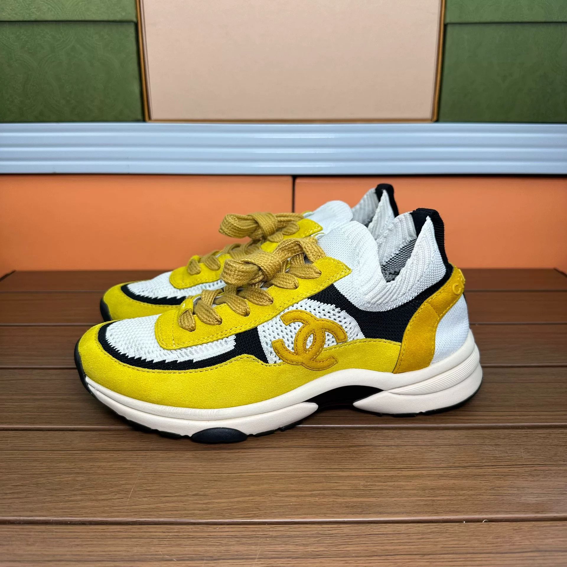 Chanel Chanel Casual Yellow Lowtop Sneakers it_37 Women Size US 7 / IT 37 - 1 Thumbnail