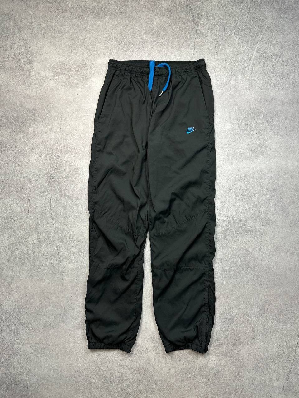 Nike Vintage Nike Nylon Track Pants, Size M – Classic Athletic Size US 32 / EU 48 - 2 Thumbnail