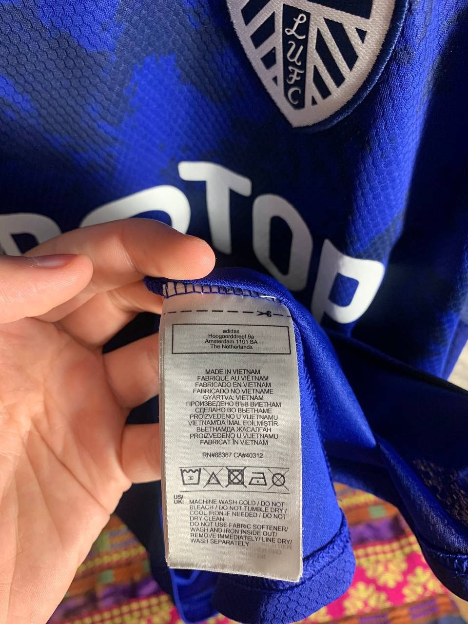 Adidas × Vintage VERY RARE ADIDAS FC LEEDS UNITED ENGLAND SOCCER JERSEY RETRO Size US M / EU 48-50 / 2 - 9 Thumbnail