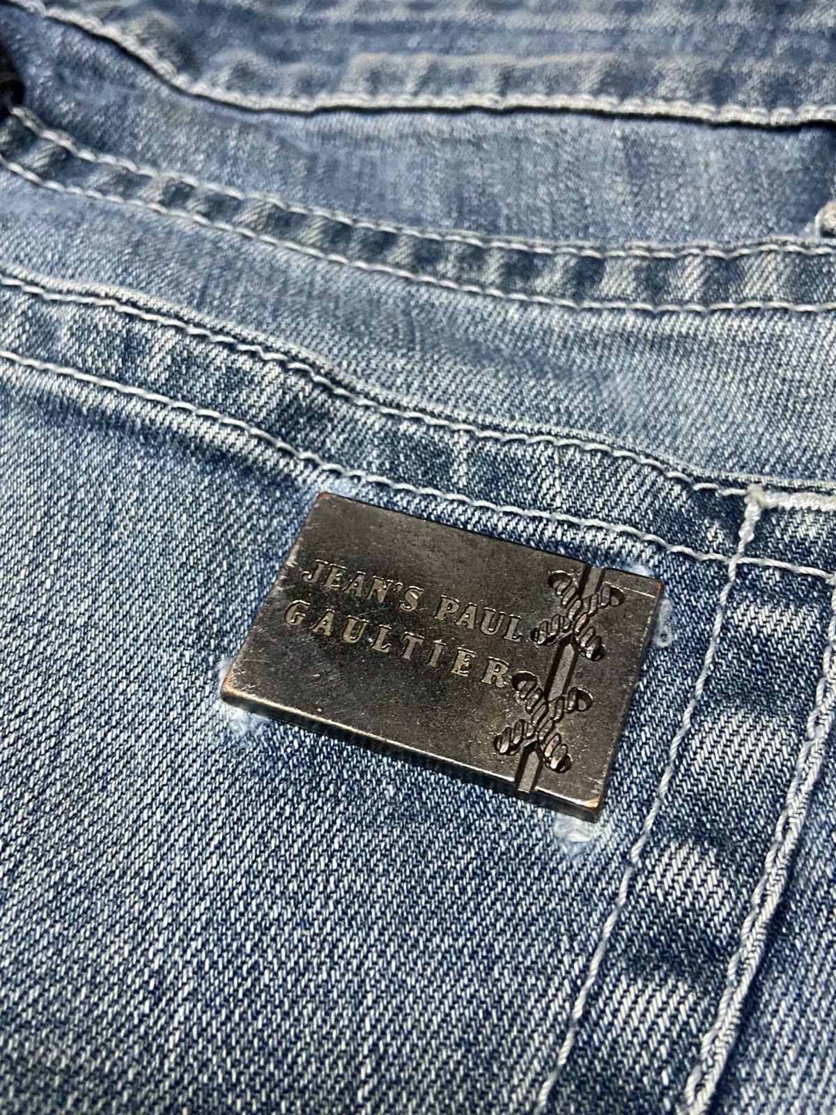 Jean Paul Gaultier Jean Paul Gaultier metallic logo Denim Jeans Pants Size 26" / US 2 / IT 38 - 11 Thumbnail
