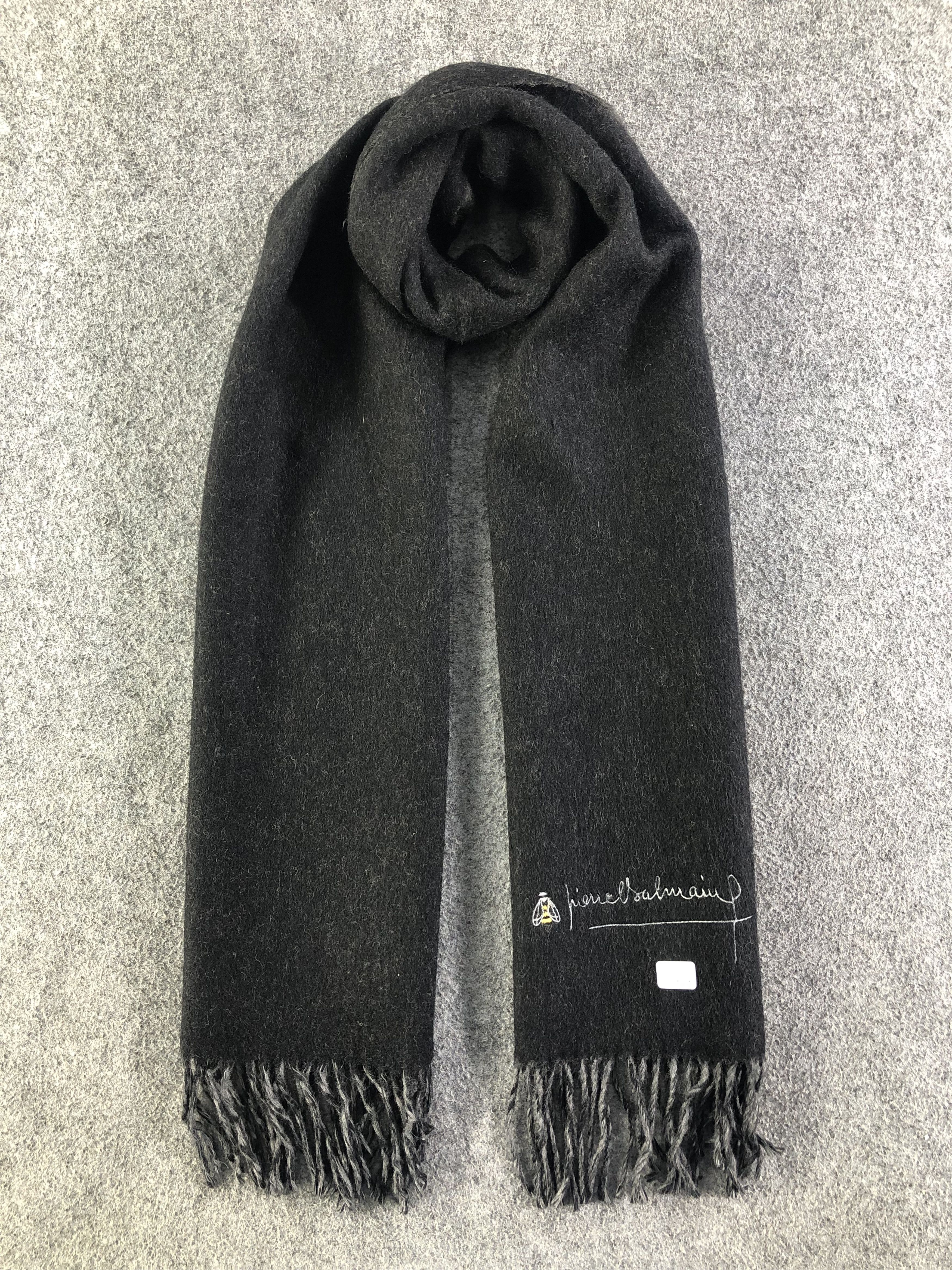 Pierre Balmain Pierre Balmain Scarf / Muffler / Neckwear Size ONE SIZE - 1 Thumbnail