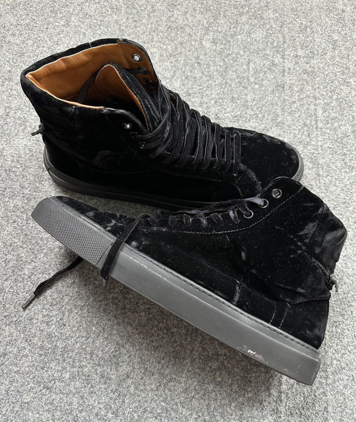 Givenchy Givenchy - Riccardo Tisci 2017 - Hi-Top Ubran Knot Velvet Size US 8.5 / EU 41-42 - 3 Thumbnail
