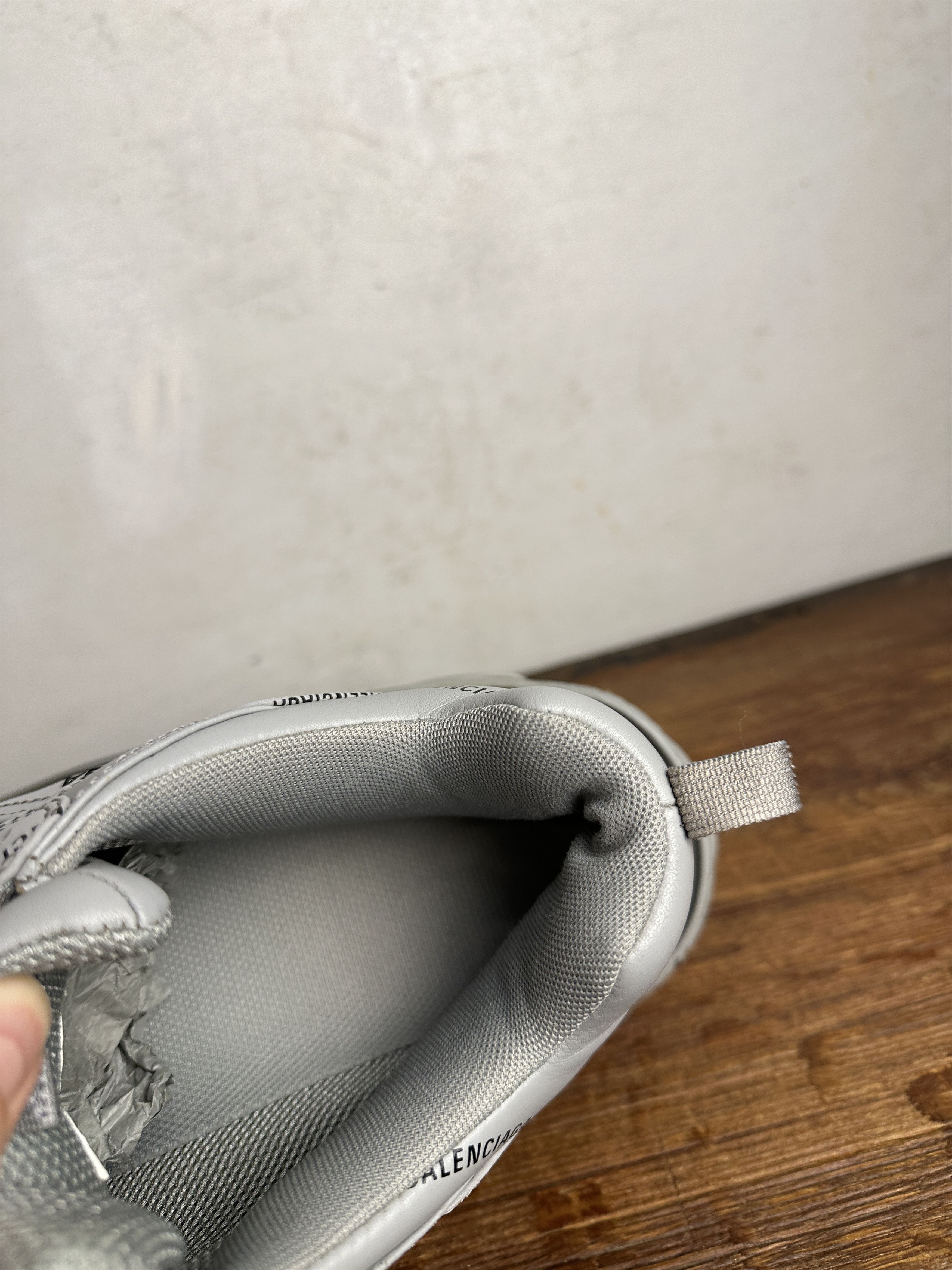 Balenciaga Balenciaga All Over Logo Triple S Leather Free Sneaker Grey Size US 11 / EU 44 - 13 Thumbnail