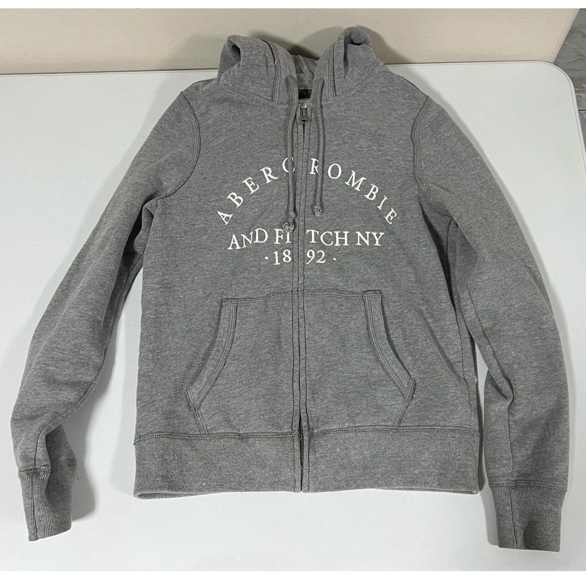 Abercrombie & Fitch A&F Gray White Logo Zipper Sweater Sweatshirt Hoodie Size S🩶 Size S / US 4 / IT 40 - 3 Thumbnail