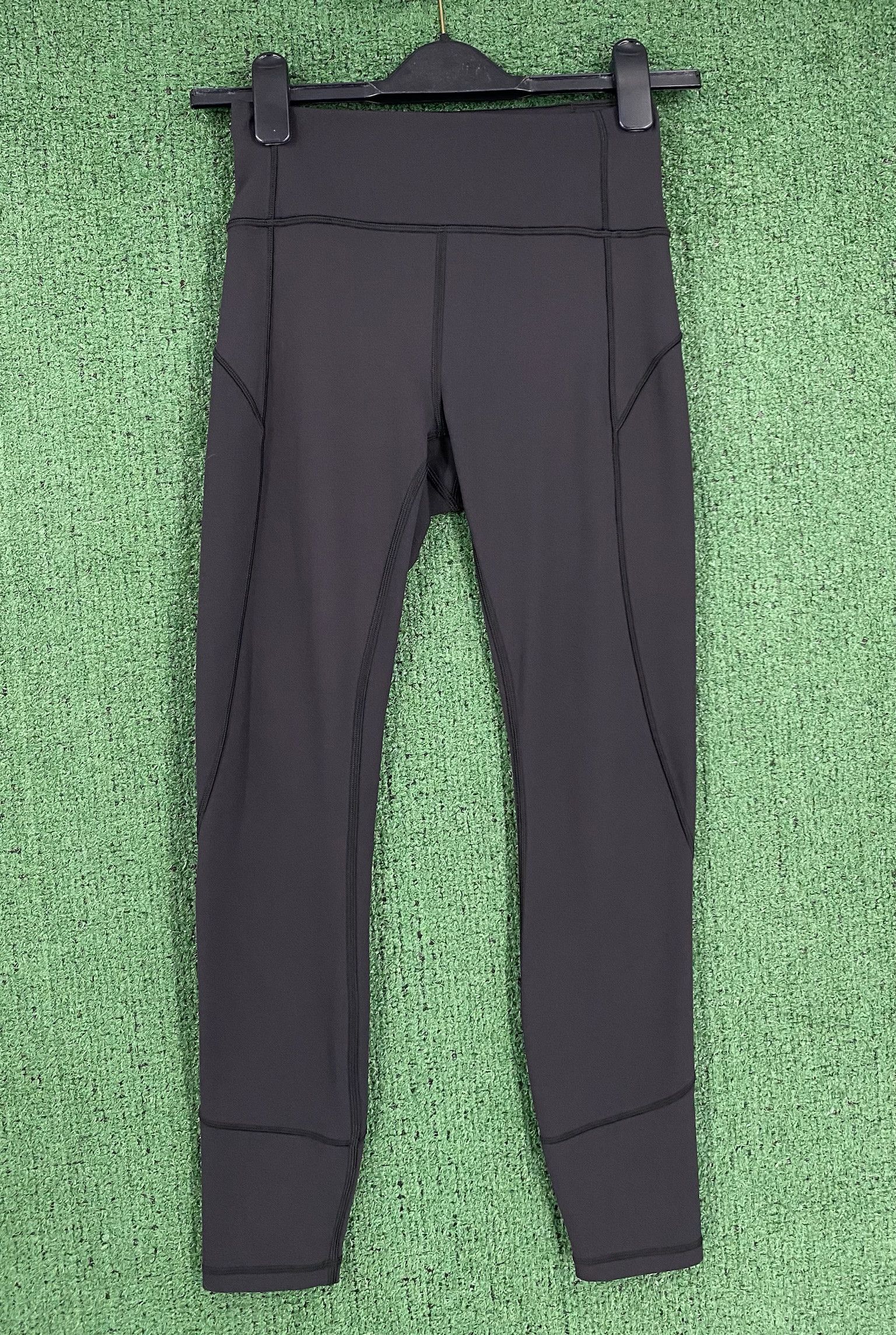 Lululemon Lululemon In Movement Everlux 7/8 Black Leggings Women’s 4 Size 27" / US 4 / IT 40 - 2 Thumbnail