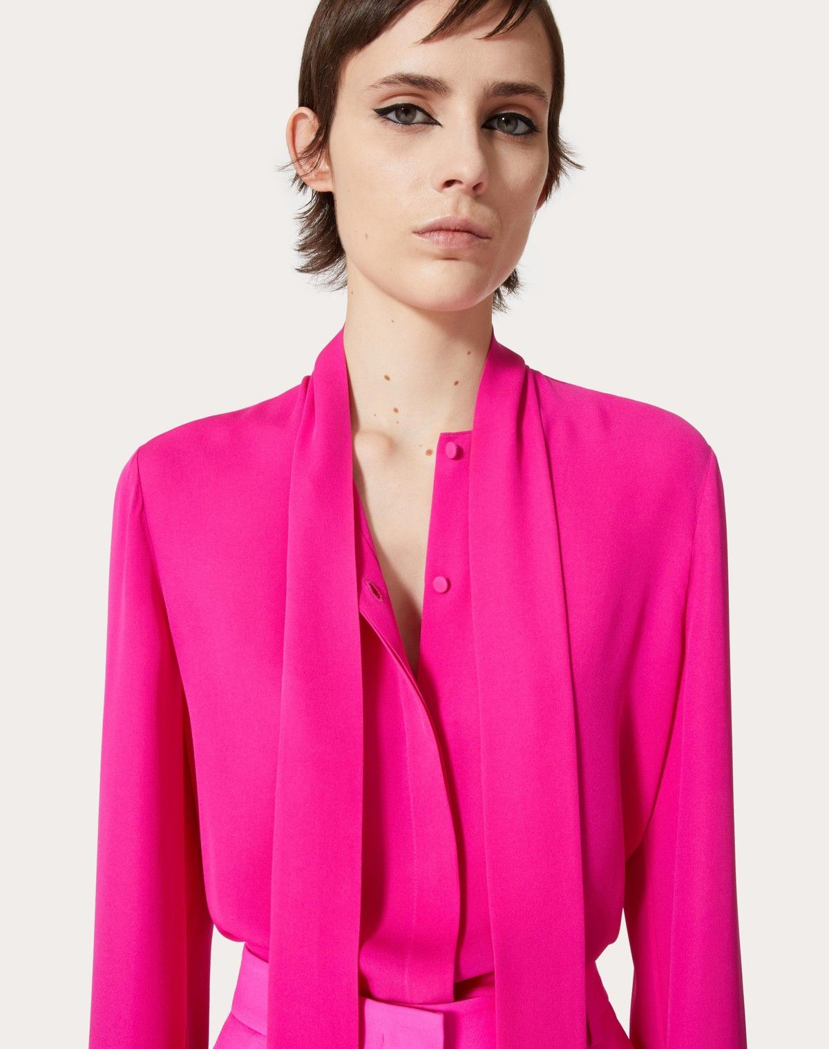 Valentino o1s1wg110525 Georgette Blouse in Pink Size S / US 4 / IT 40 - 6 Thumbnail