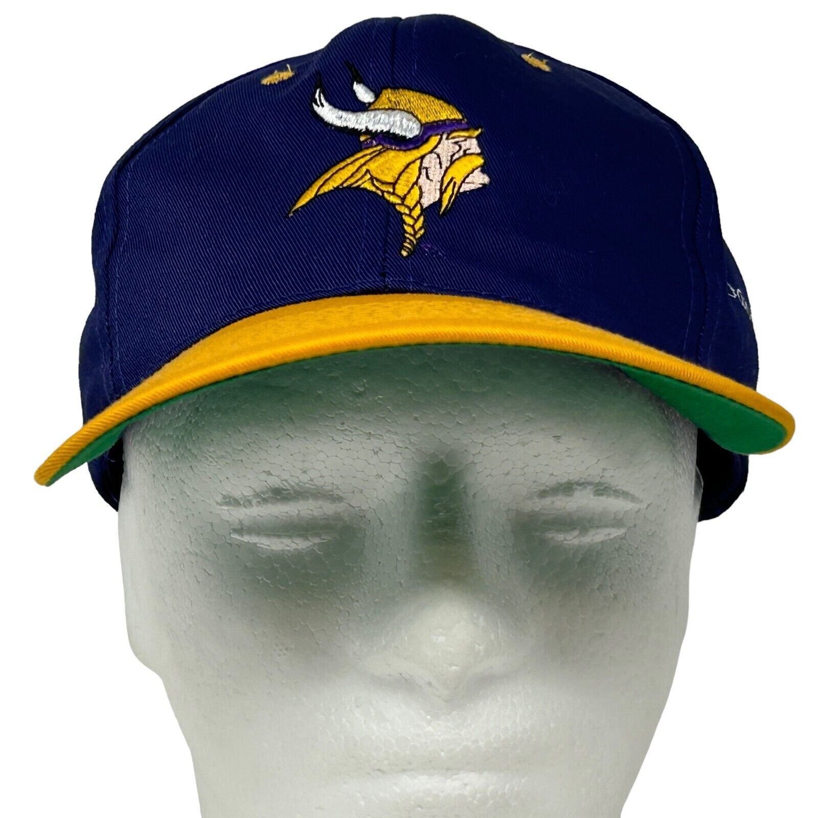 NFL Vintage 90s Minnesota Vikings Hat Baseball Cap Purple NFL Size ONE SIZE - 2 Thumbnail