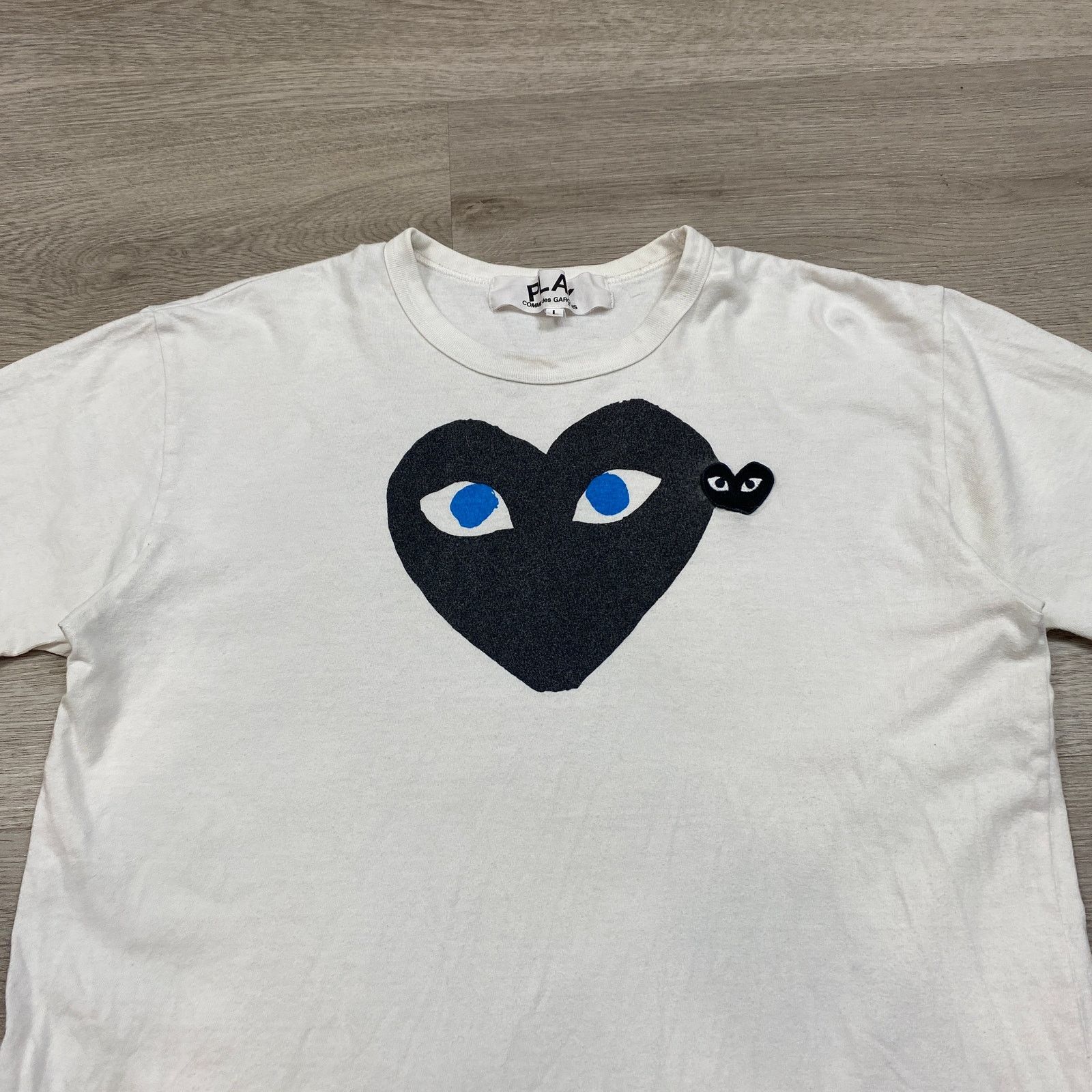 Comme des Garcons PLAY Comme des Garcons Play CDG Heart Embroidered Shirt Women's L Size L / US 10 / IT 46 - 2 Thumbnail