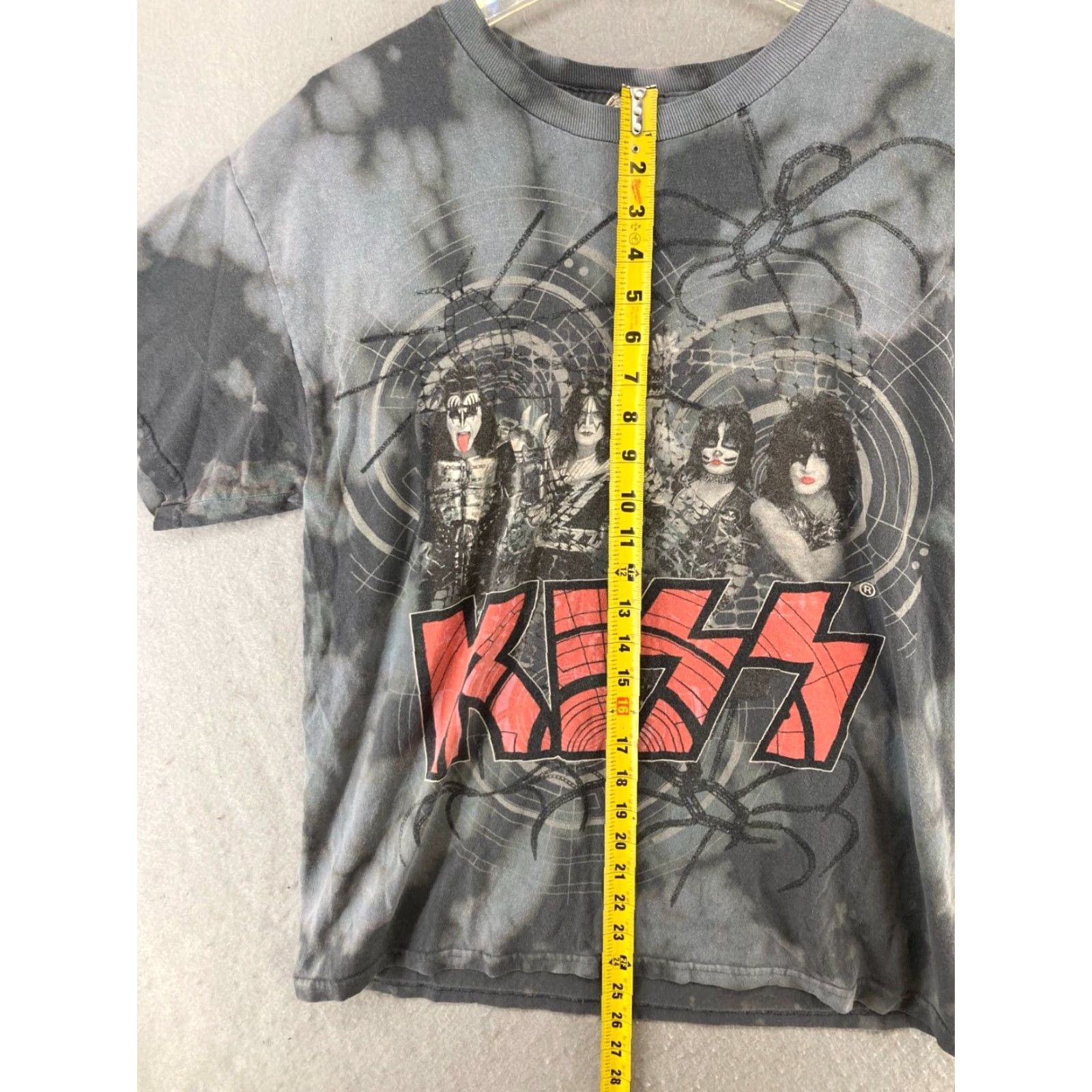 Vintage KISS Concert Tshirt Large Gray Tie Dye Mens Rock Band Tee Size US L / EU 52-54 / 3 - 4 Thumbnail