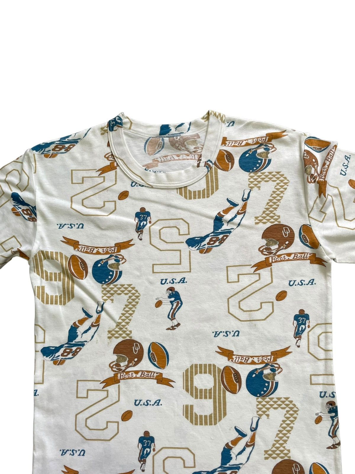 Vintage Vintage Football Usa Fullprint Tshirt Size US S / EU 44-46 / 1 - 3 Thumbnail