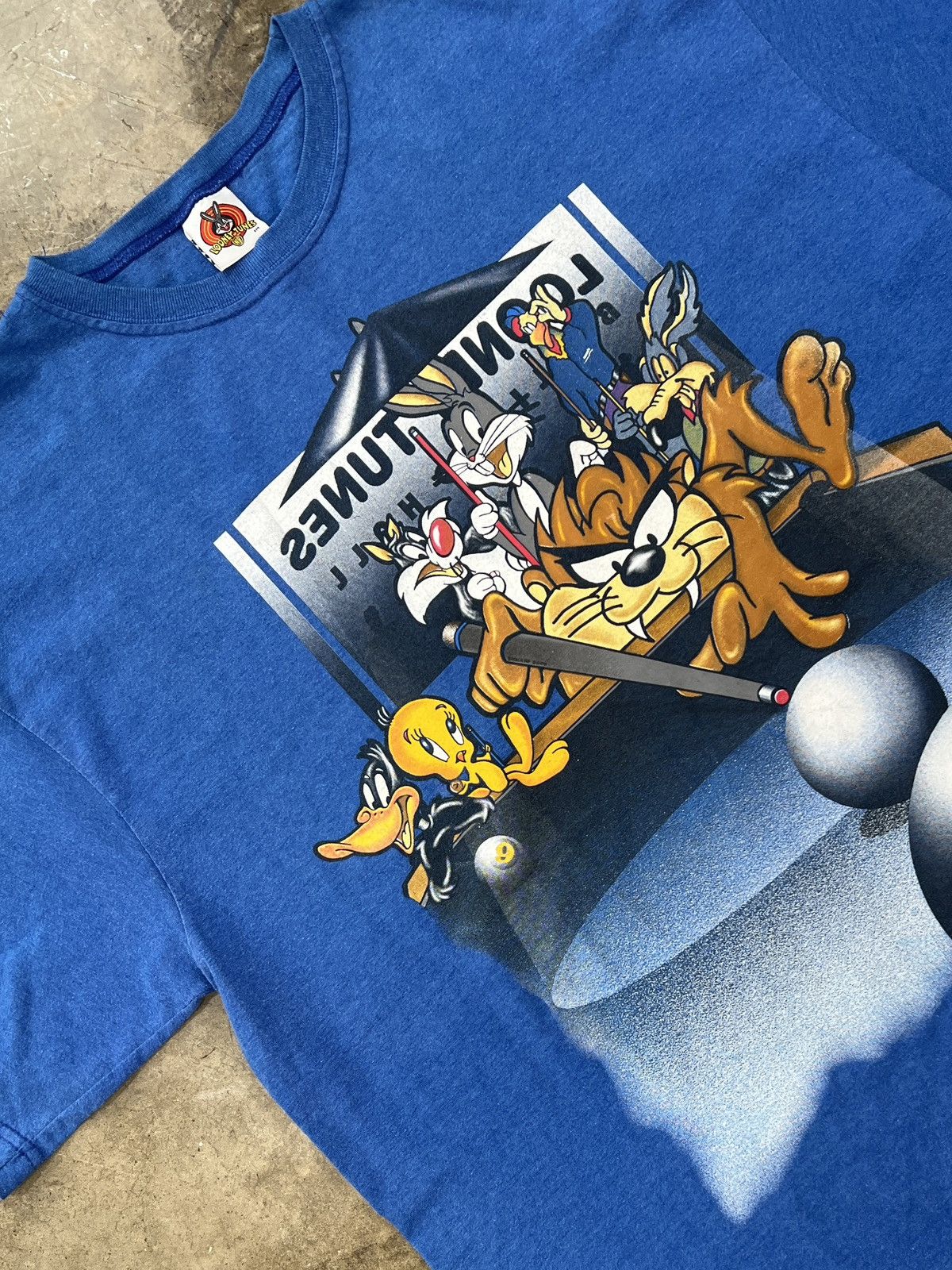 Vintage × Warner Bros Vintage Looney Tunes Taz Tweety Bird Bugs Pool Tee Large Size US L / EU 52-54 / 3 - 1 Thumbnail
