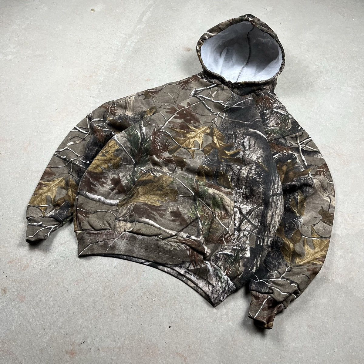 Vintage y2k Realtree Camo Essential Hoodie Medium Size US M / EU 48-50 / 2 - 2 Thumbnail