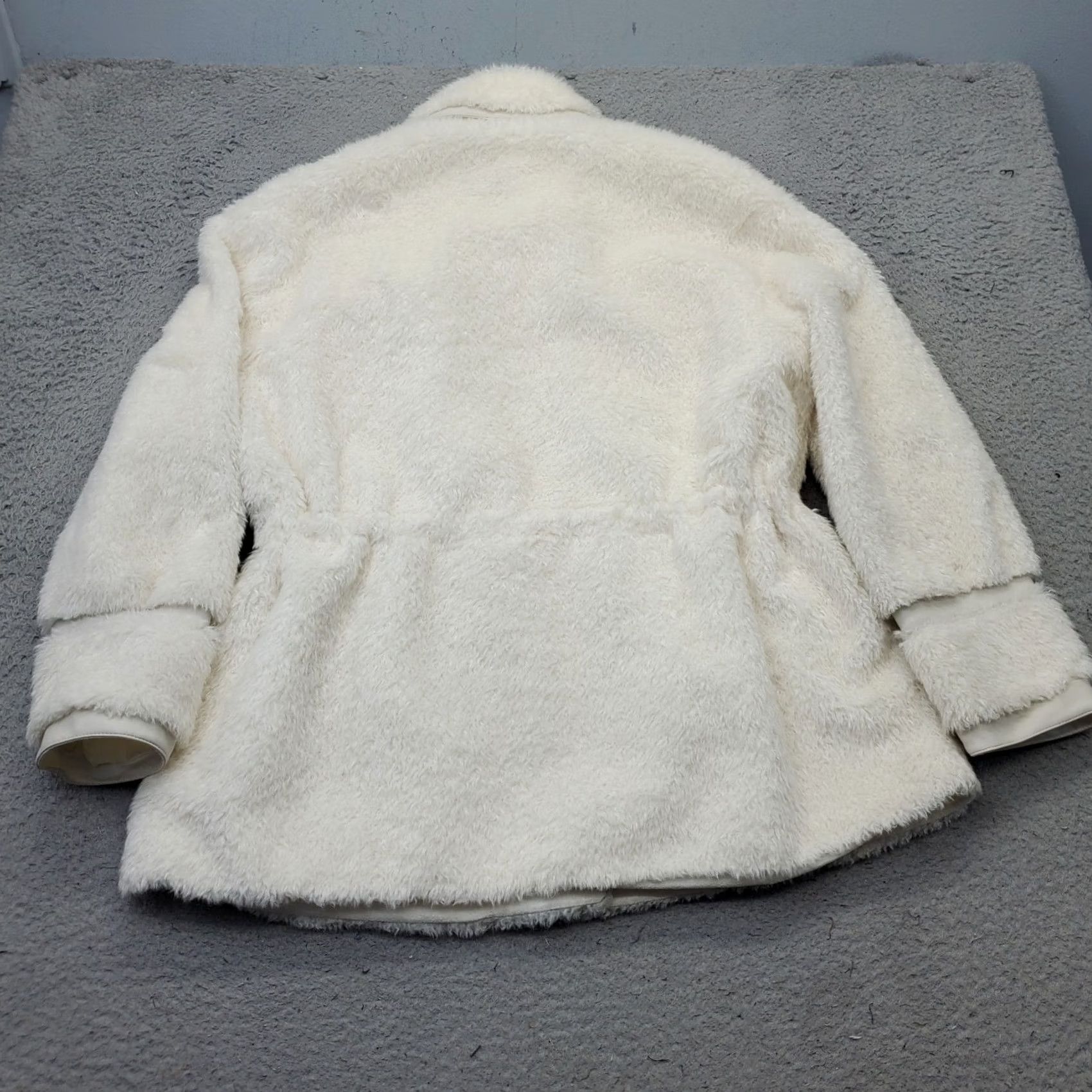 Vintage Maeve by Anthropologie Womens Jacket S Tan Cinch Waist Faux Fur Jacket Tan 100% Polyester Short Sleeve Pocket Mock Slim Fit Womens Size S Size S / US 4 / IT 40 - 2 Thumbnail