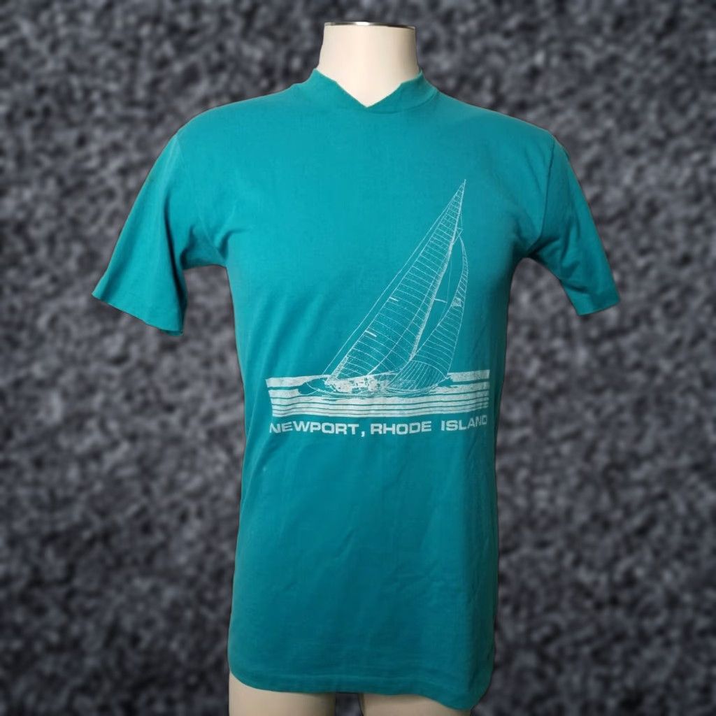 Hanes VINTAGE Hanes Graphic Tee Mens M Single Stitch Blue Newport RI T Shirt 80s Cotton Blend Size US M / EU 48-50 / 2 - 1 Thumbnail