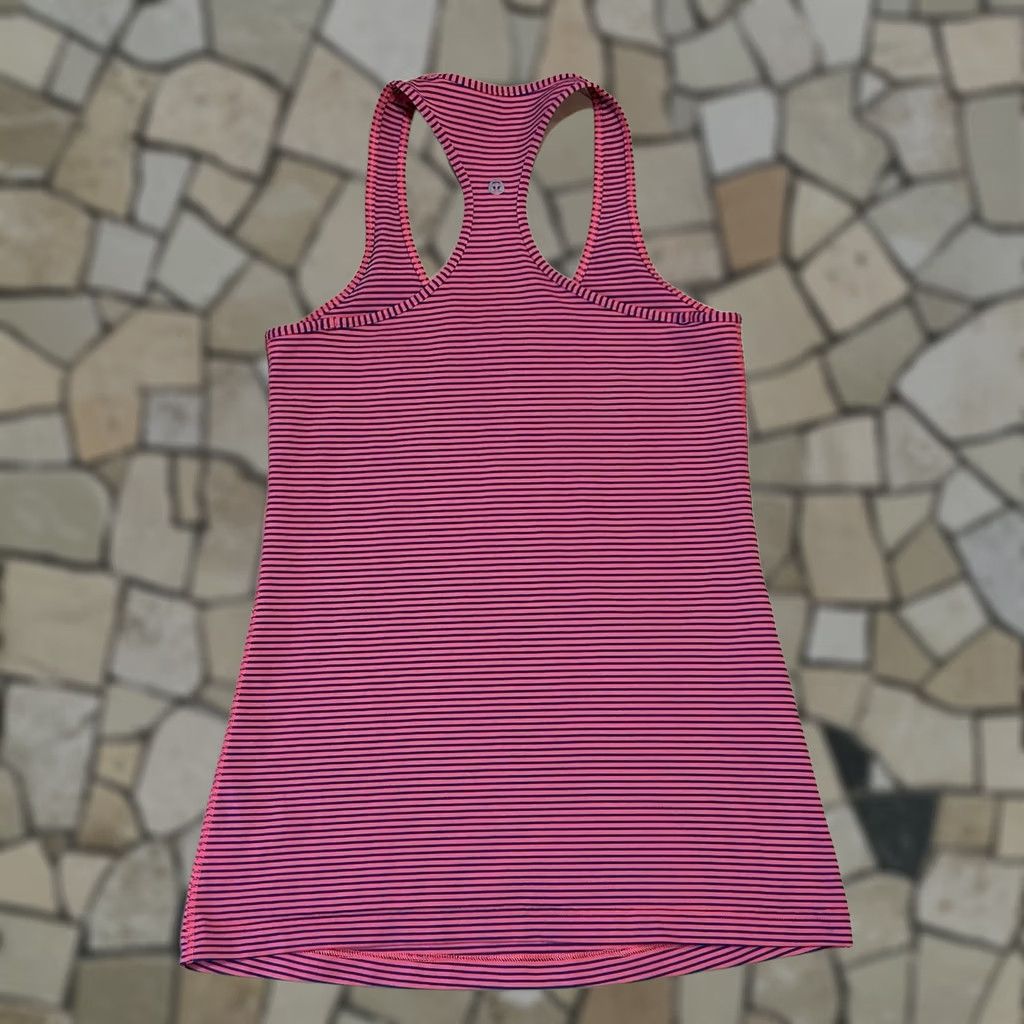 Lululemon Lululemon Cool Racerback Hyper Stripe Pink Tank Women’s 8 Shirt Sleeveless Racerback Athletic Yoga Gym Training Runs Striped Pink VINTAGE: No Size ONE SIZE - 1 Thumbnail