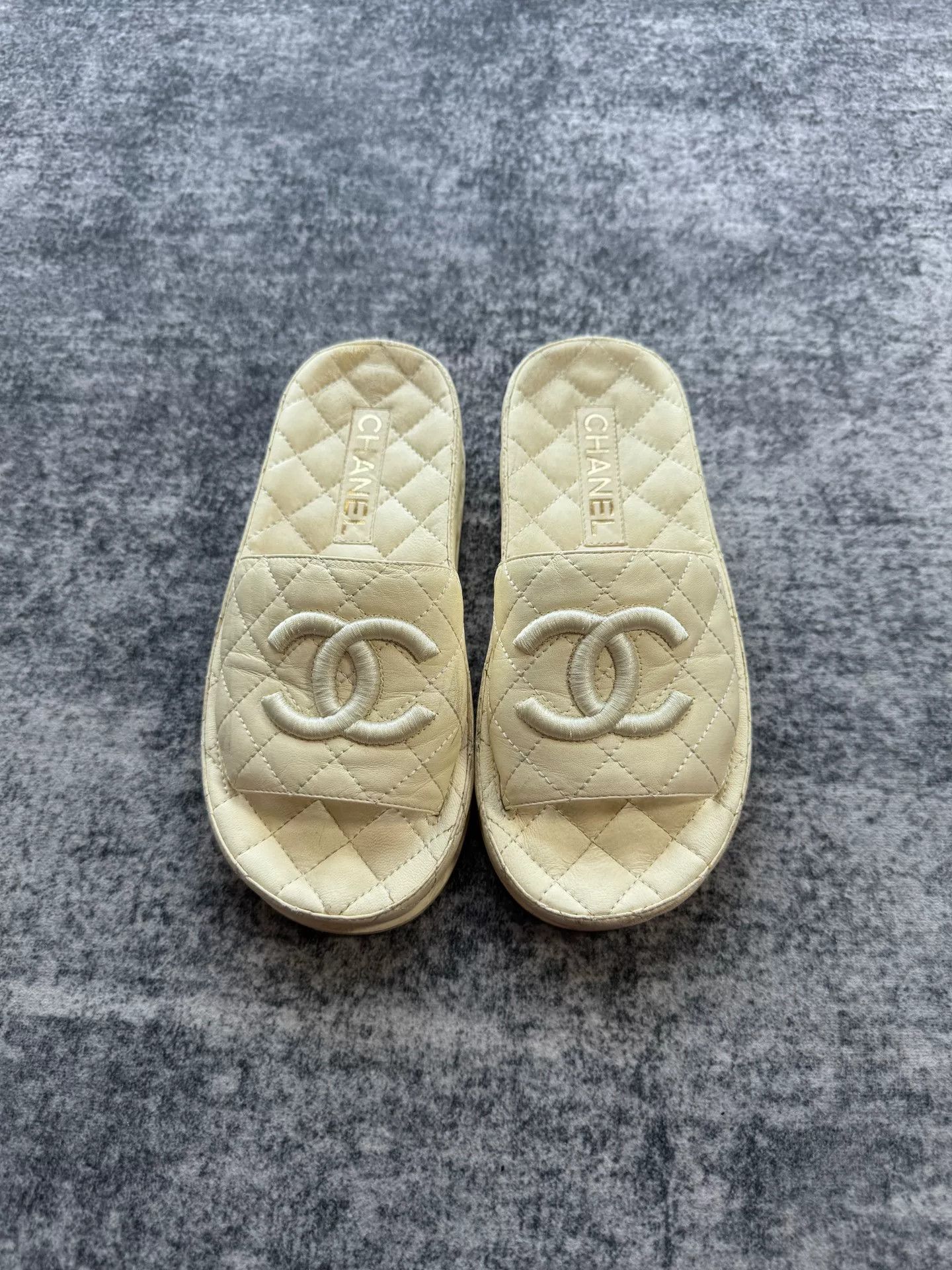 Chanel Chanel Quilted Lambskin Slippers Size US 4 / IT 34 - 1 Thumbnail