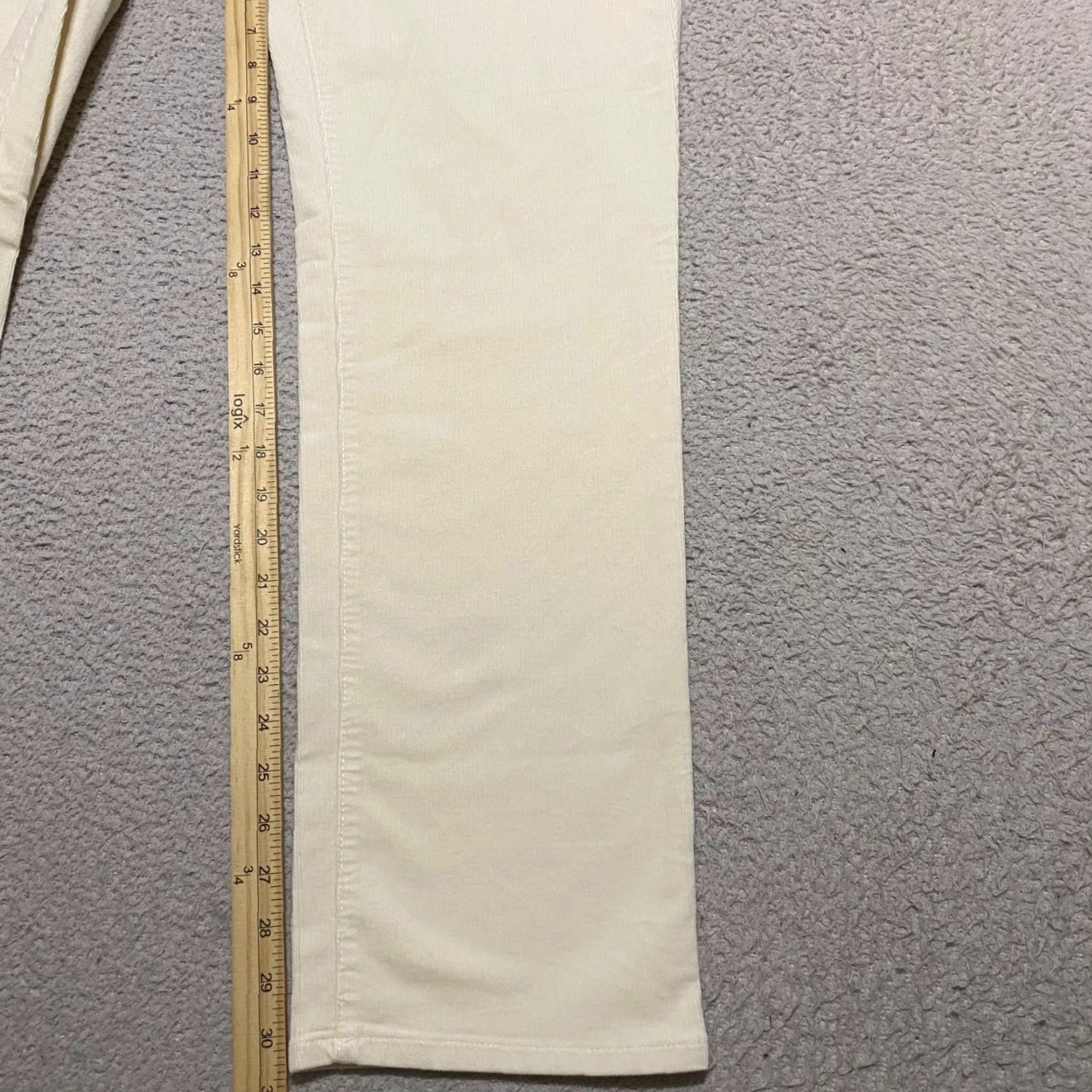 Talbots Talbots Jeans Ivory Corduroy High Rise Straight Womens 14 NWT 31in Inseam 5-Pocket Regular Fit Size 36" / US 14 / IT 50 - 6 Thumbnail
