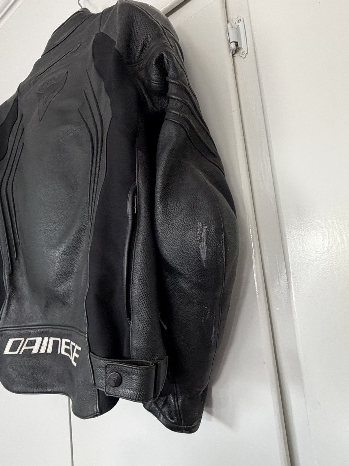 Dainese DAINESE RACING 3 D AIR MENS LEATHER SPORTS MOTORCYCLE JACKET Size US L / EU 52-54 / 3 - 14 Thumbnail
