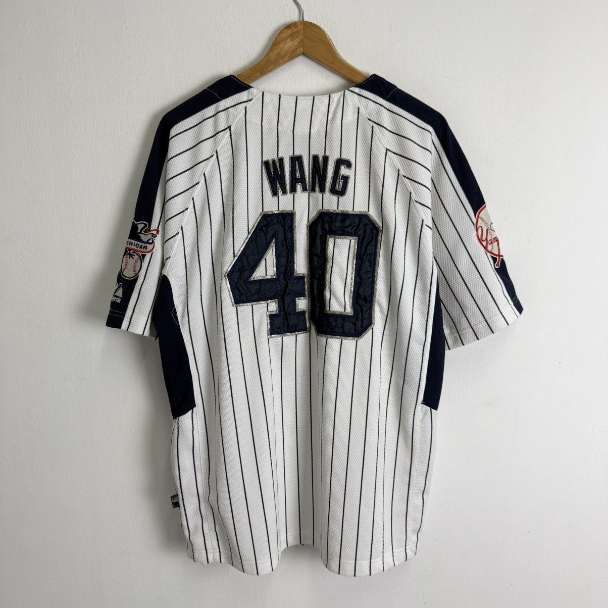 New York Yankees New York Yankees By Majestic. Size US L / EU 52-54 / 3 - 2 Thumbnail