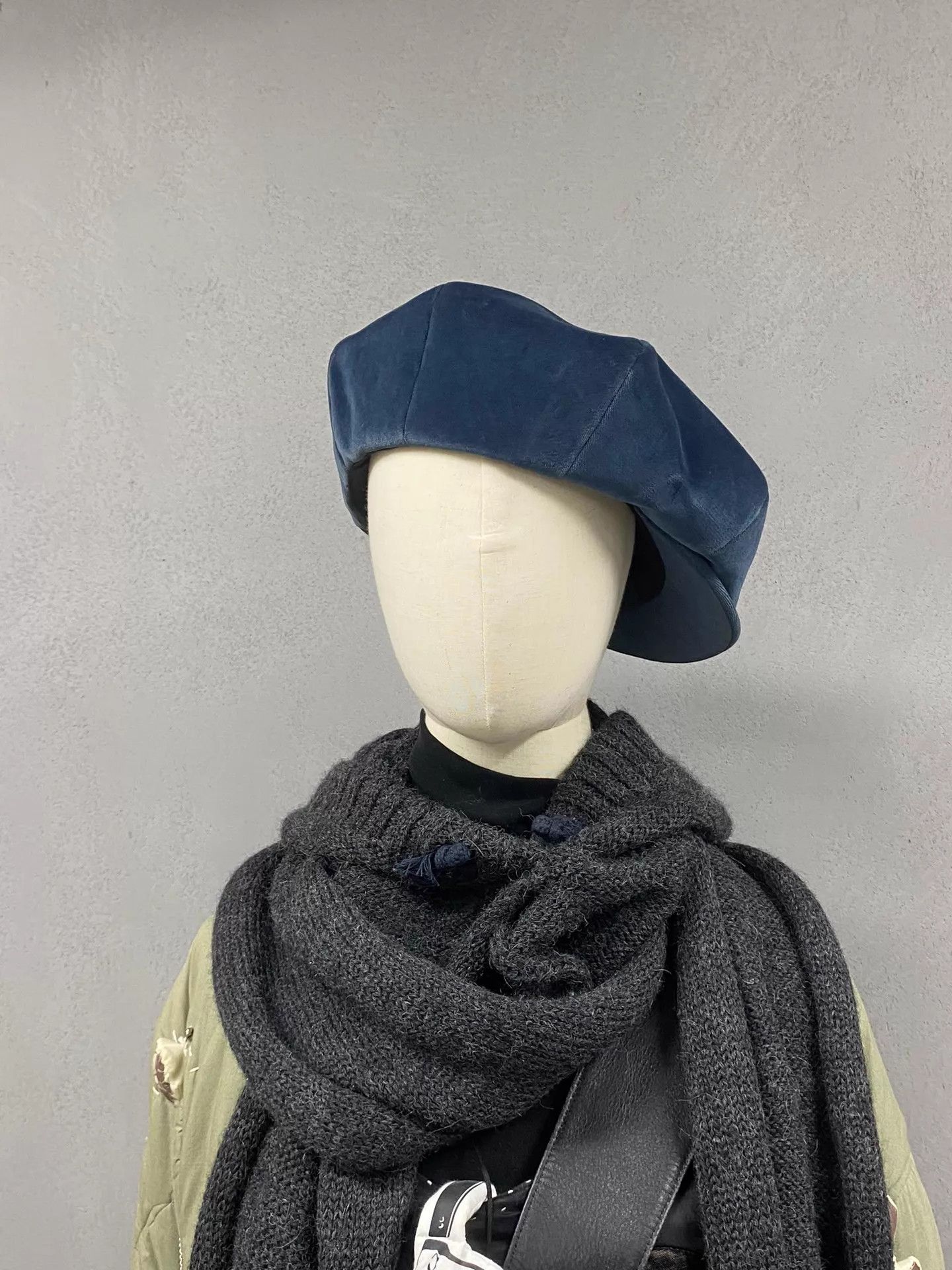 Number (N)ine Number (N)ine x NIEDIECK BlueVelvet Octagonal Newsboy Cap Size ONE SIZE - 6 Thumbnail