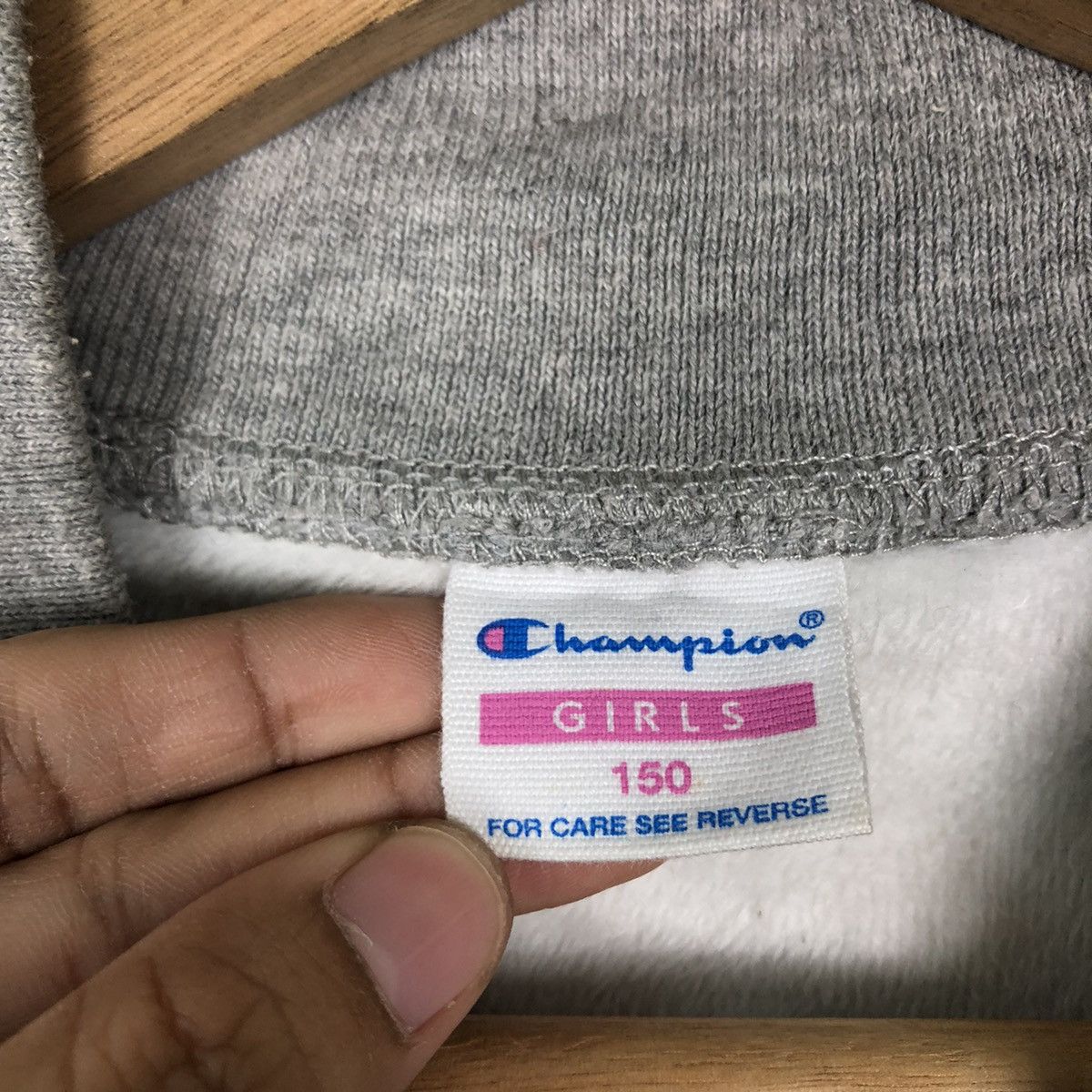 Japanese Brand For Girls Vintage Bomber Jacket Champion Spell Out Big Logo Size US M / EU 48-50 / 2 - 11 Thumbnail