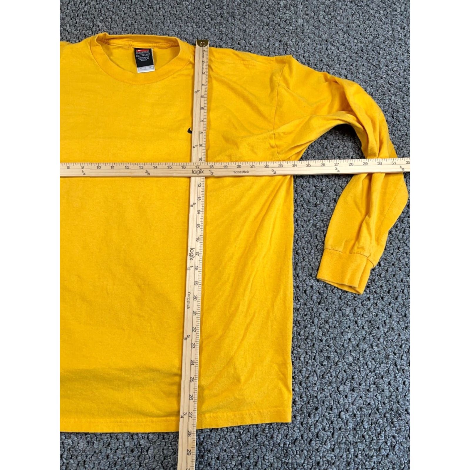 Nike VINTAGE Nike Shirt Adult XL Dark Yellow Embroidered Swoosh 90s Y2K Crew Neck Long Sleeve T-Shirt Mens XL Size US XL / EU 56 / 4 - 5 Thumbnail