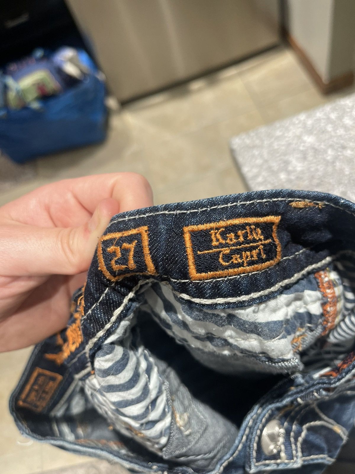 Rock Revival Rock Revival Women’s Sz 27 Karla Capri Distressed Jeans Size 27" / US 4 / IT 40 - 3 Thumbnail