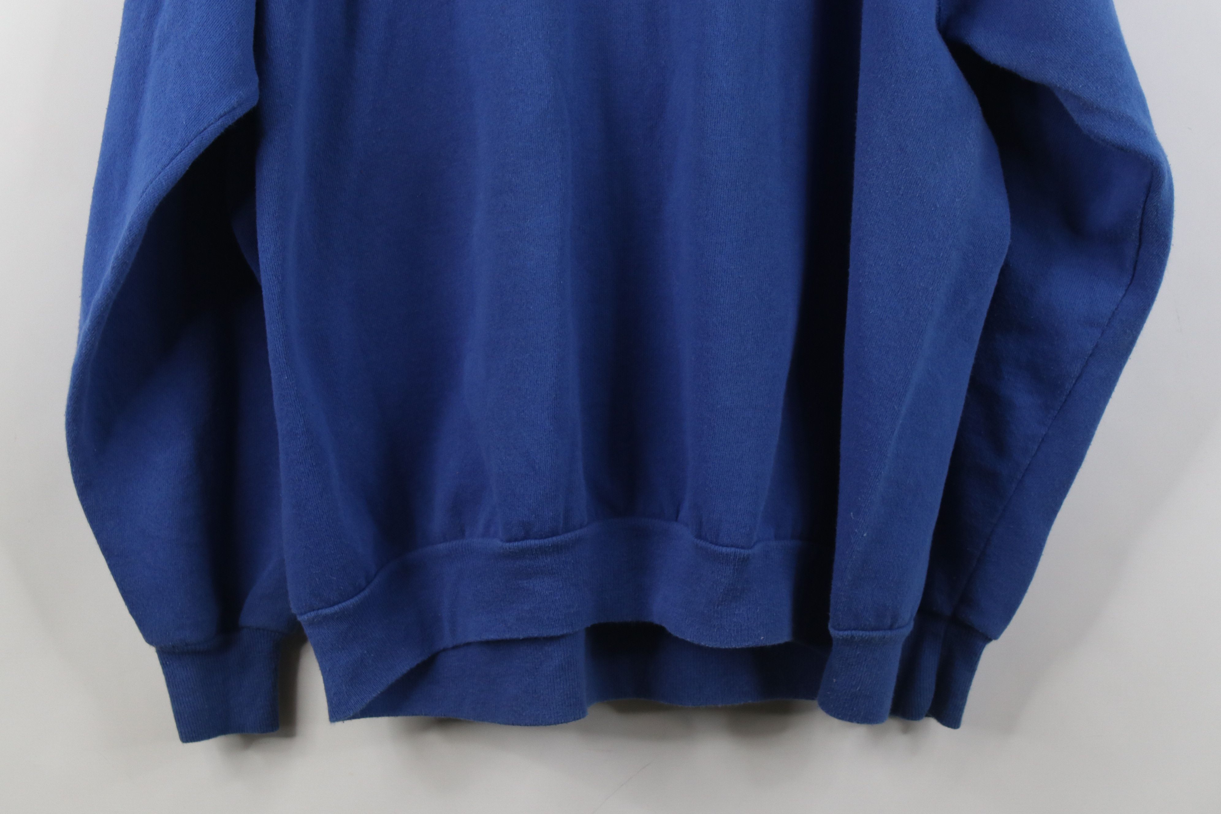 Vintage Vintage 70s 80s Streetwear Crewneck Sweatshirt Royal USA Size US XL / EU 56 / 4 - 13 Thumbnail