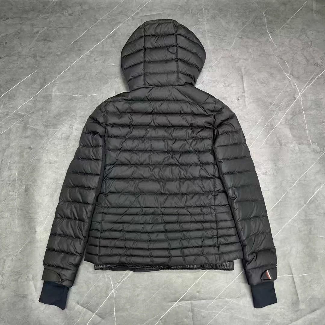 Moncler moncler ski series zip sleeve down jacket Size US S / EU 44-46 / 1 - 2 Thumbnail