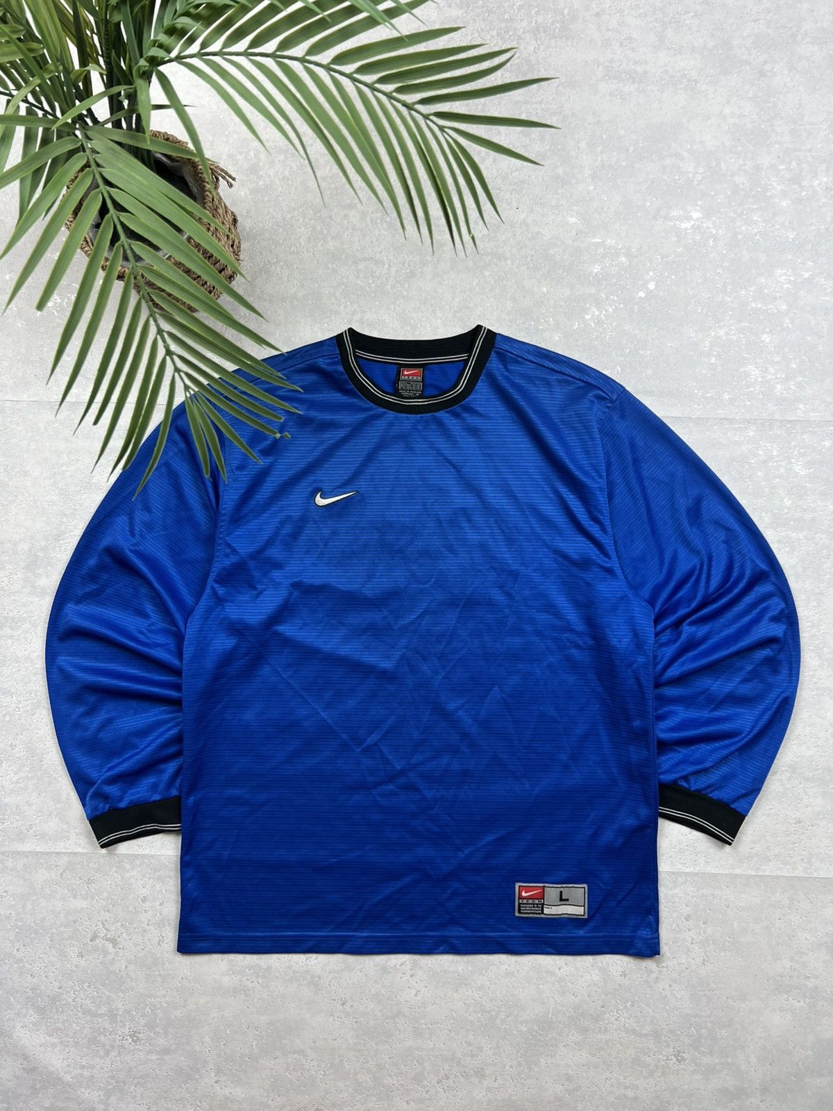 Nike 90s Nike Swoosh Vintage Y2K Soccer Longsleeve Retro Polo Tee Size US L / EU 52-54 / 3 - 1 Thumbnail