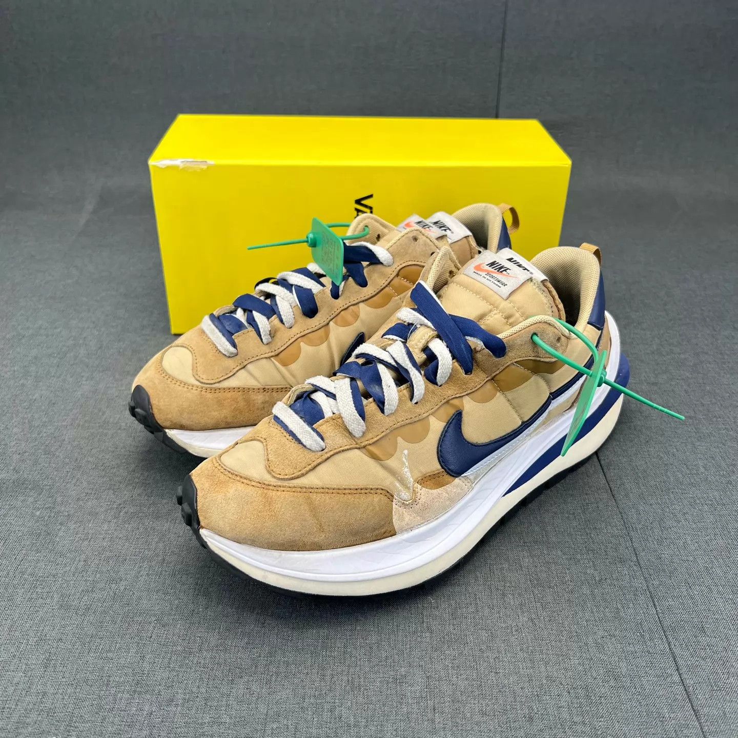 Nike sacai vaporwaffle sesame 45 boxed Size US 12 / EU 45 - 1 Thumbnail