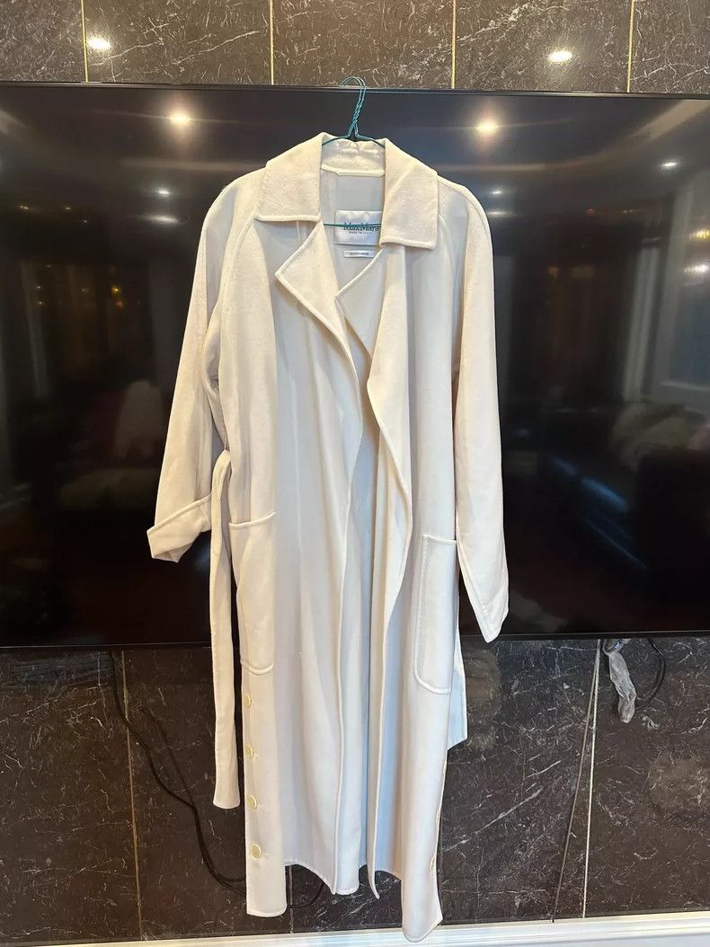 Max Mara Max Mara Coats Size M / US 6-8 / IT 42-44 - 2 Thumbnail