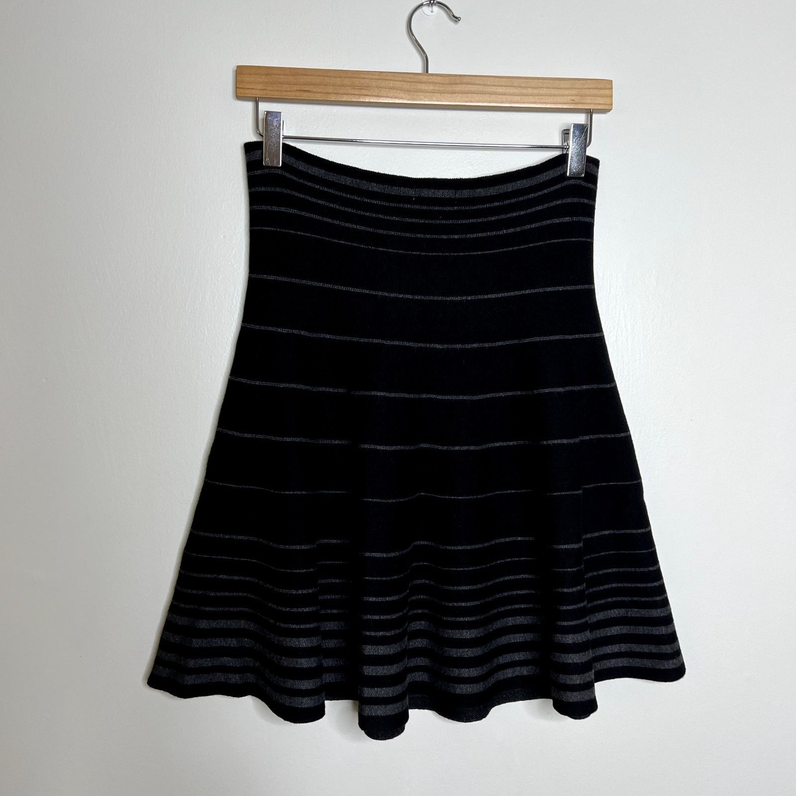 Other Max Studio Black Striped High Waist Pencil Skirt Size 28" / US 6 / IT 42 - 4 Thumbnail