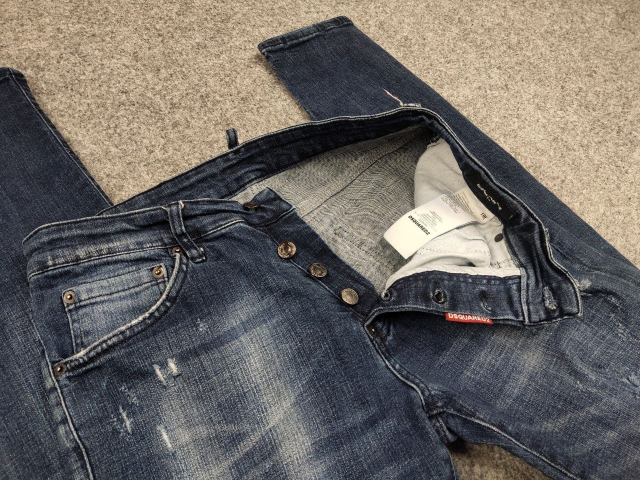 Dsquared2 Dsquared2 authentic Design Distressed logo Denim Jeans Size US 32 / EU 48 - 16 Thumbnail